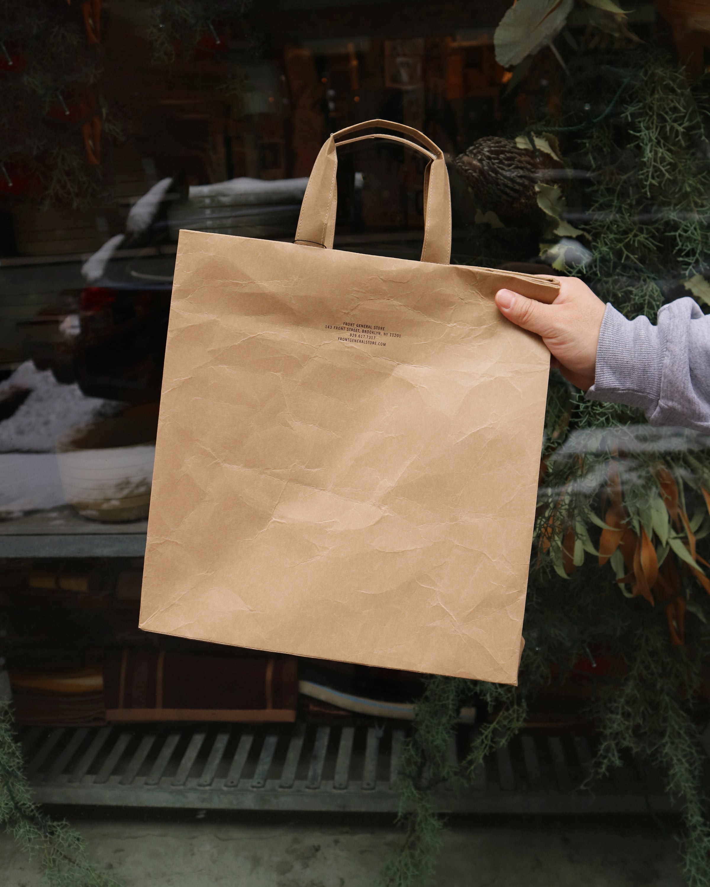 FGS Originals - Siwa Water Resistant Paper Square Bag /  M