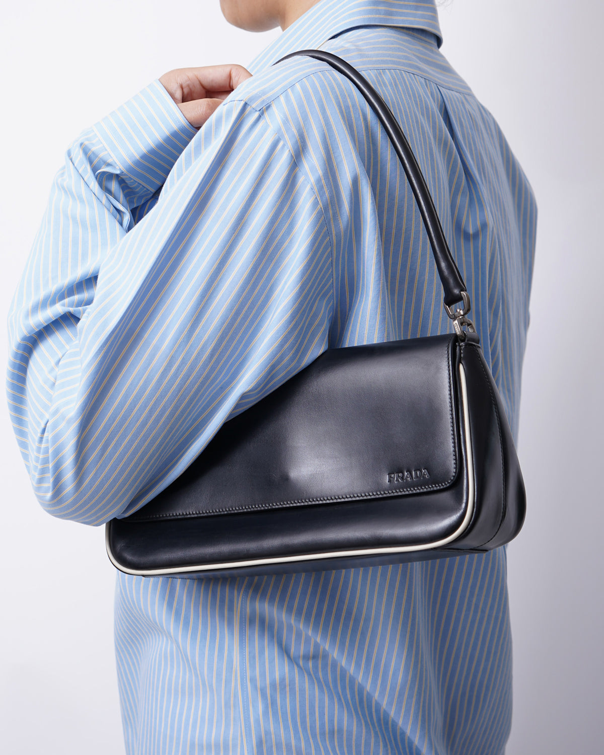 Vitello Gym One Shoulder Bag