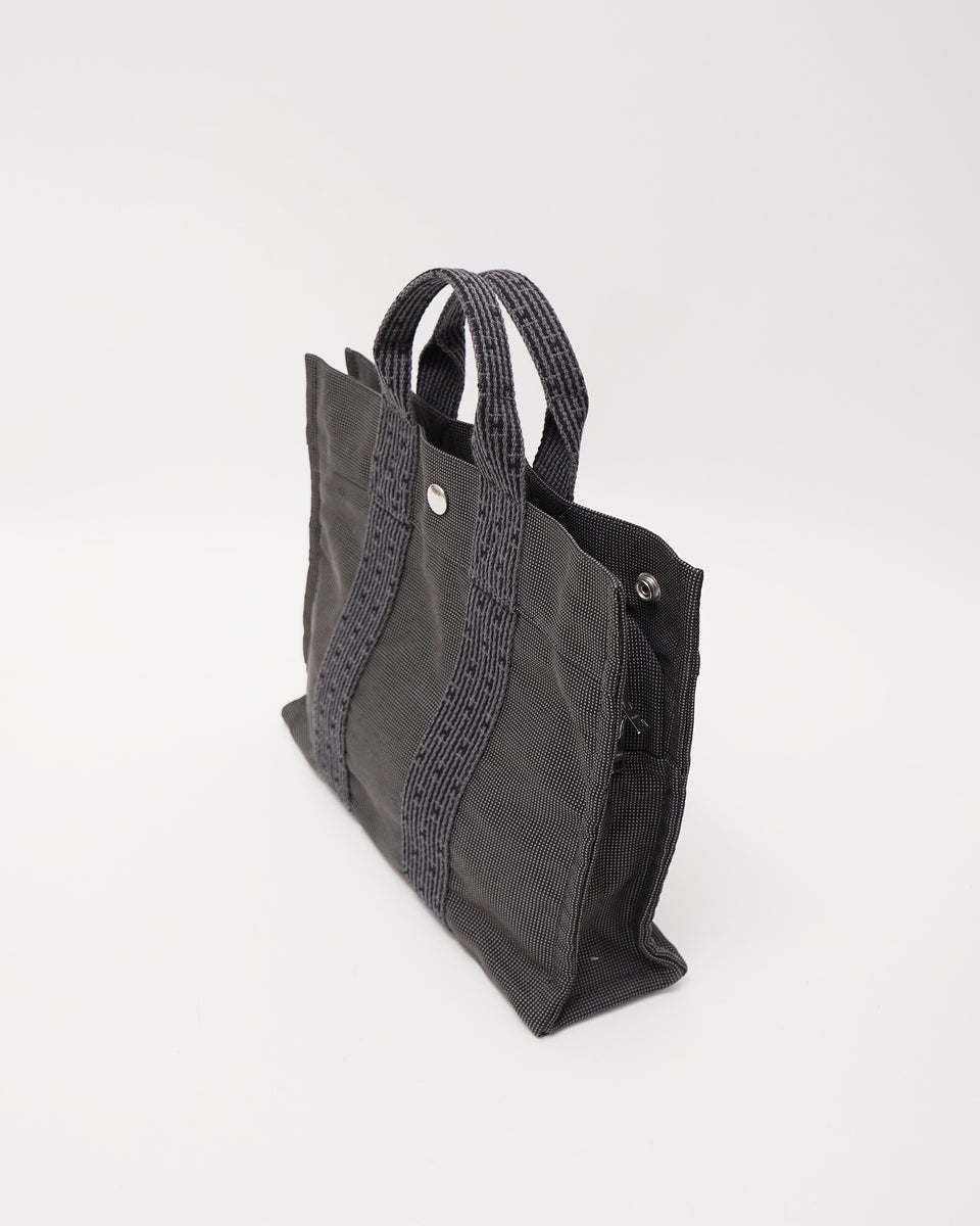 バッグ herlipto HLT Canvas Mini Tote Black Mini Tote Bag – Front General Store