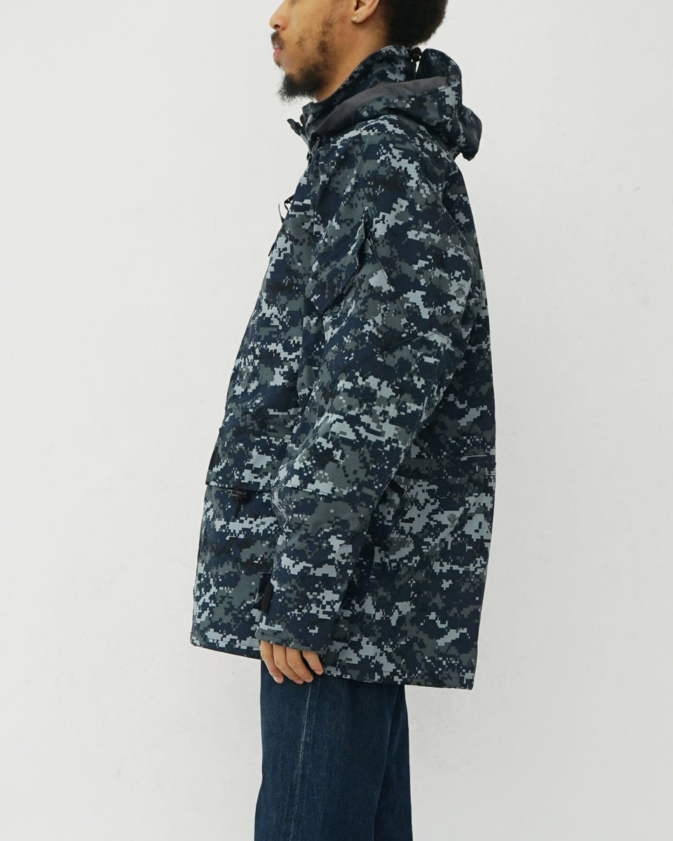 Apecs Gore-tex Parka / USN Digital Camo – Front General Store