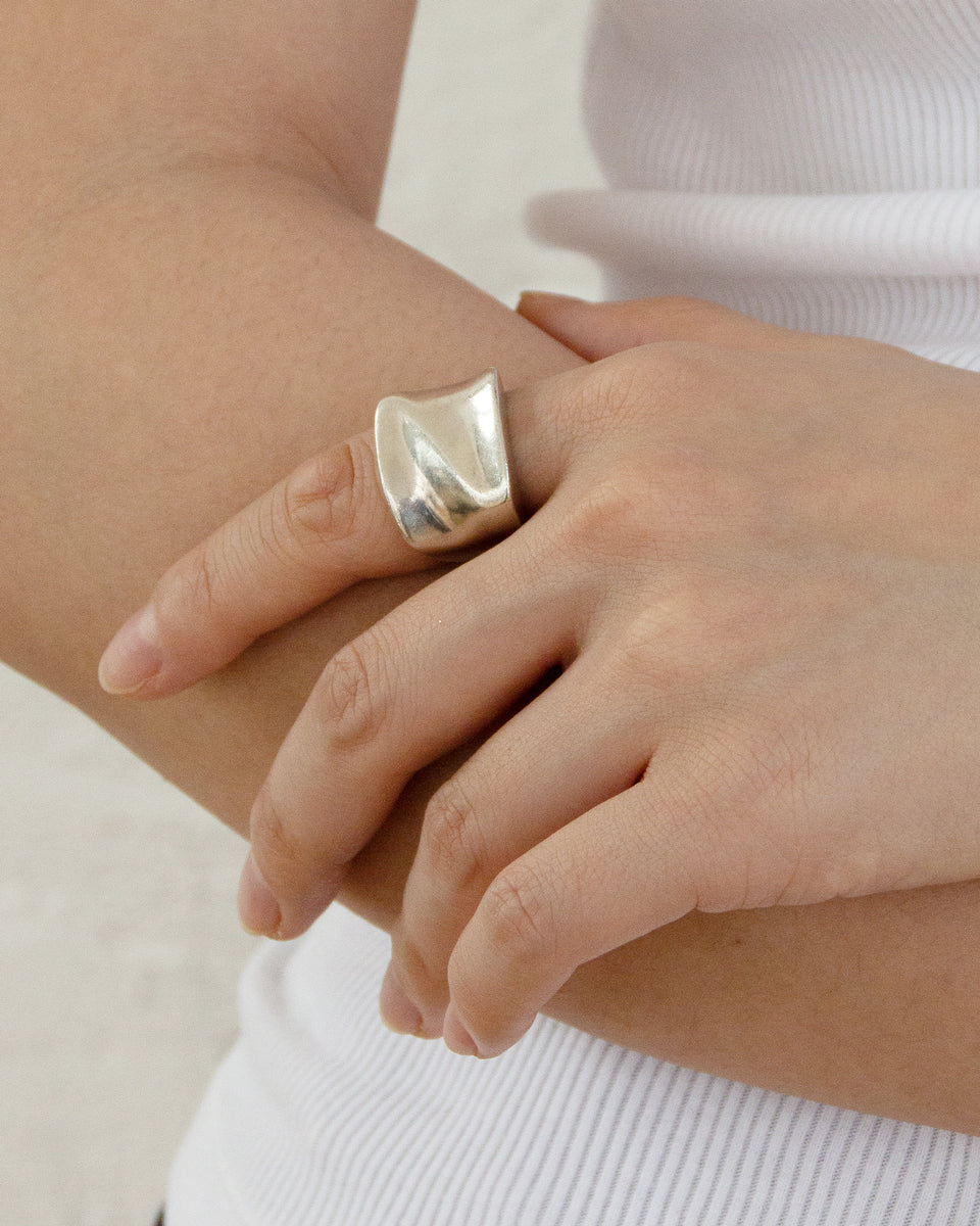 Silver Ring / Size: 7.75 – Front General Store