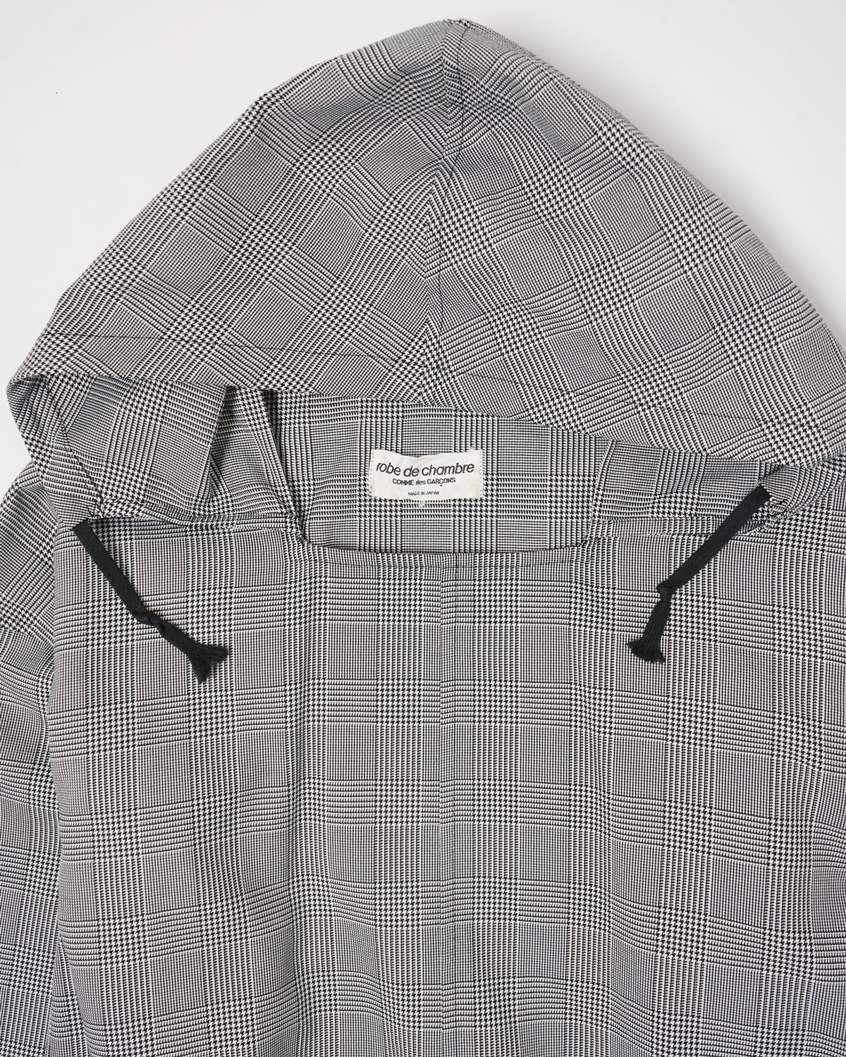 Robe de Chambre Hooded Cropped Top