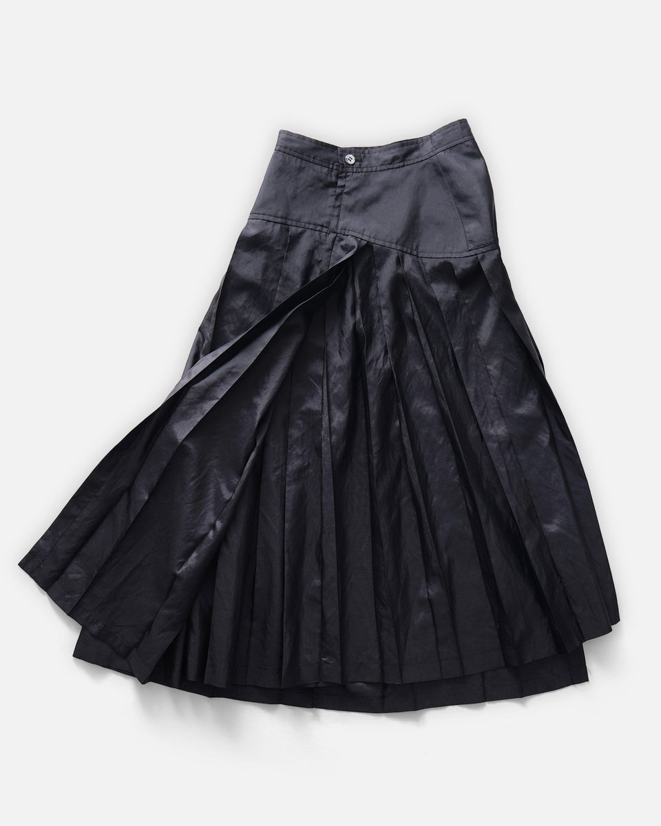 Asymmetry Pleated Skirt / Size: W24 – Front General Store