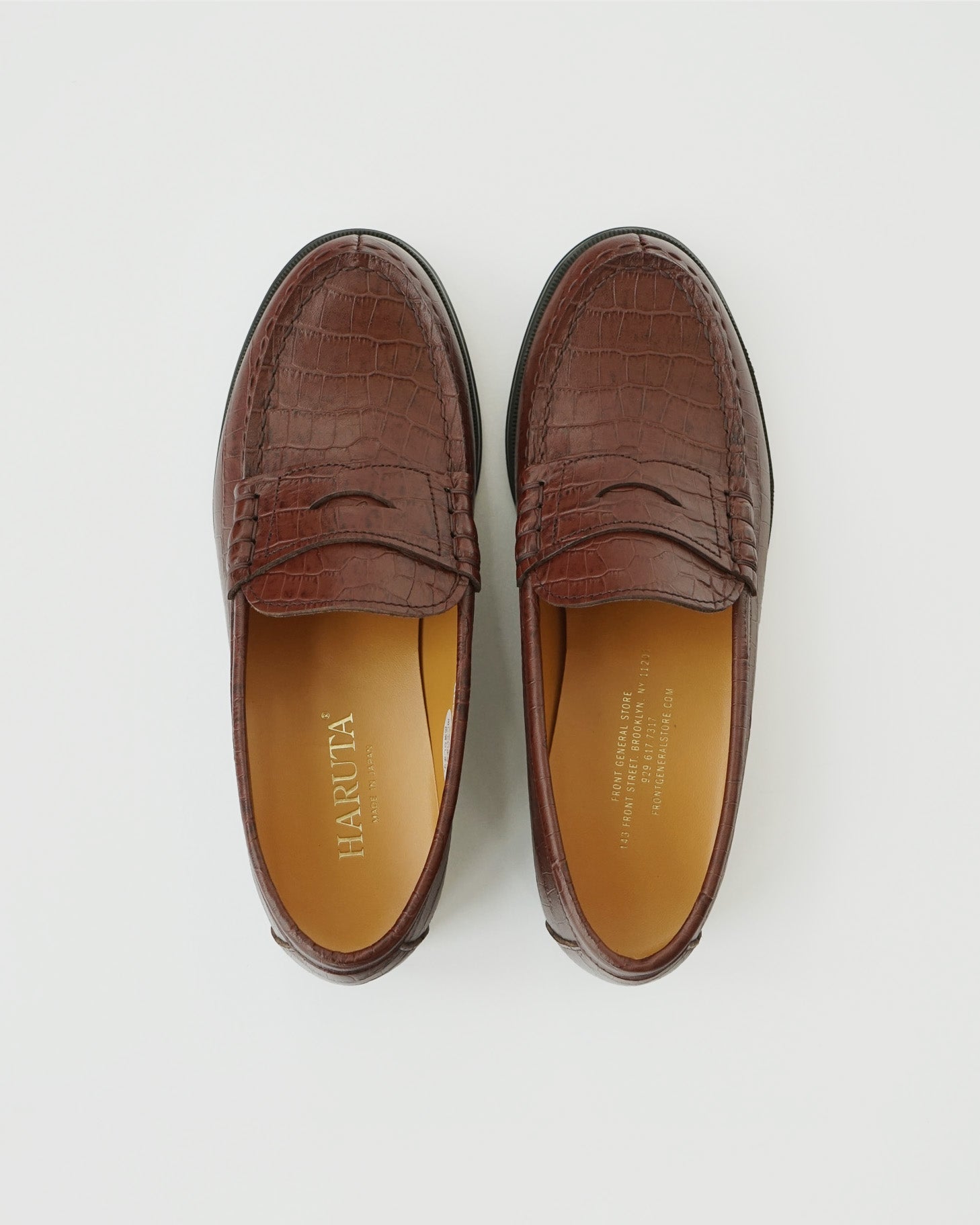 FGS Women's Embossed Leather Loafer / Brown