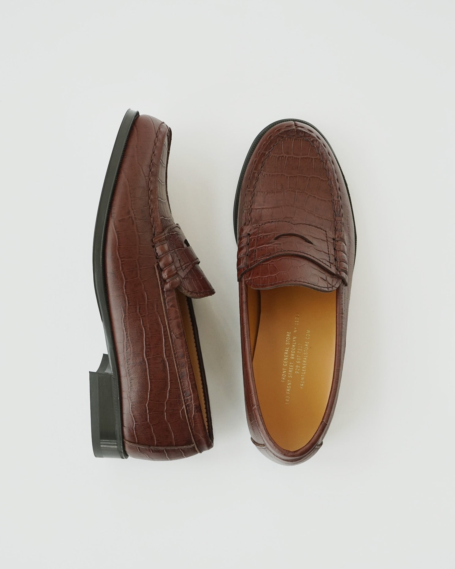 FGS Women's Embossed Leather Loafer / Brown