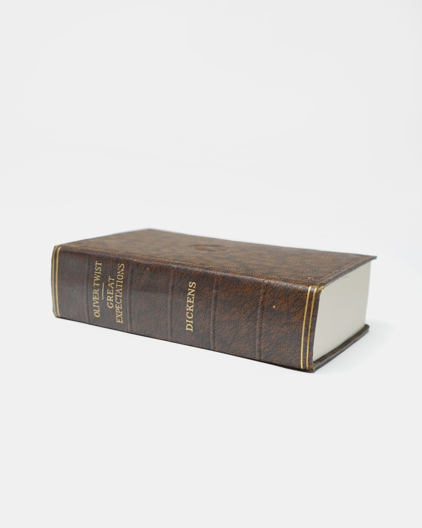 About Blanks - Oliver Twist / Great Expectations - Dickens