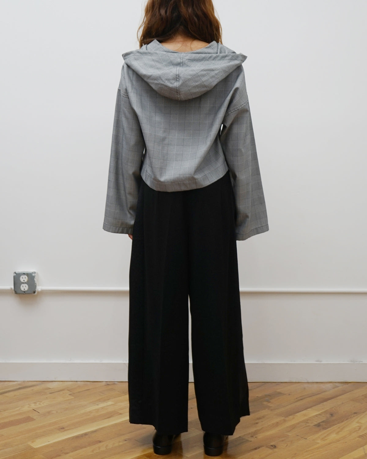 Robe de Chambre Hooded Cropped Top