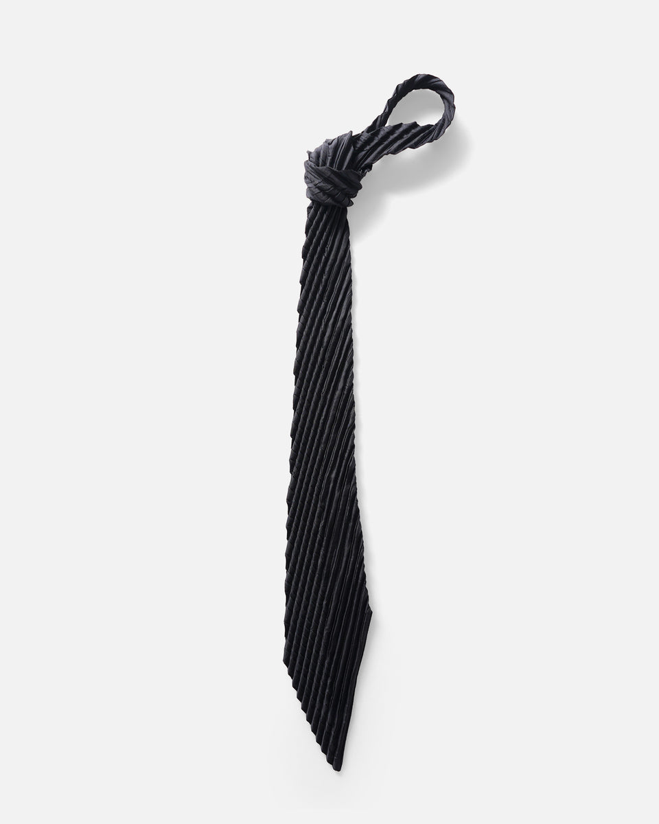 ISSEY MIYAKE Pleated Necktie Made in Japan – Front General Store