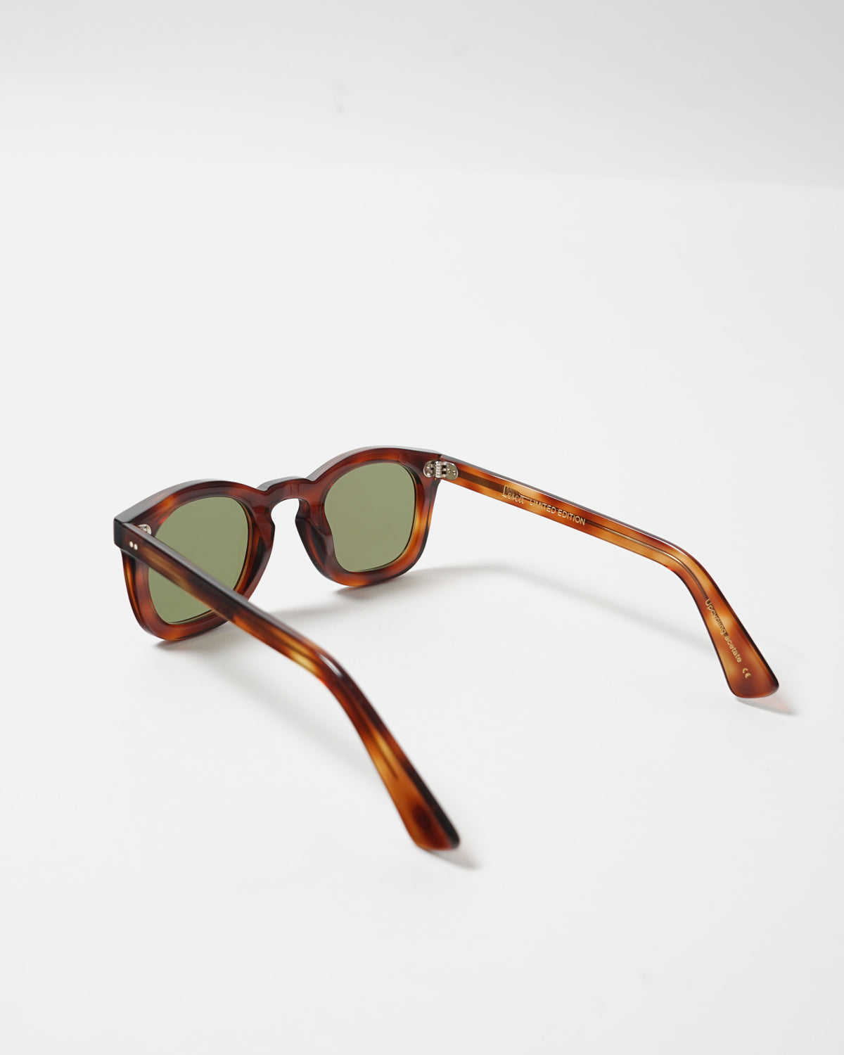 DECA - Tortoise Shell