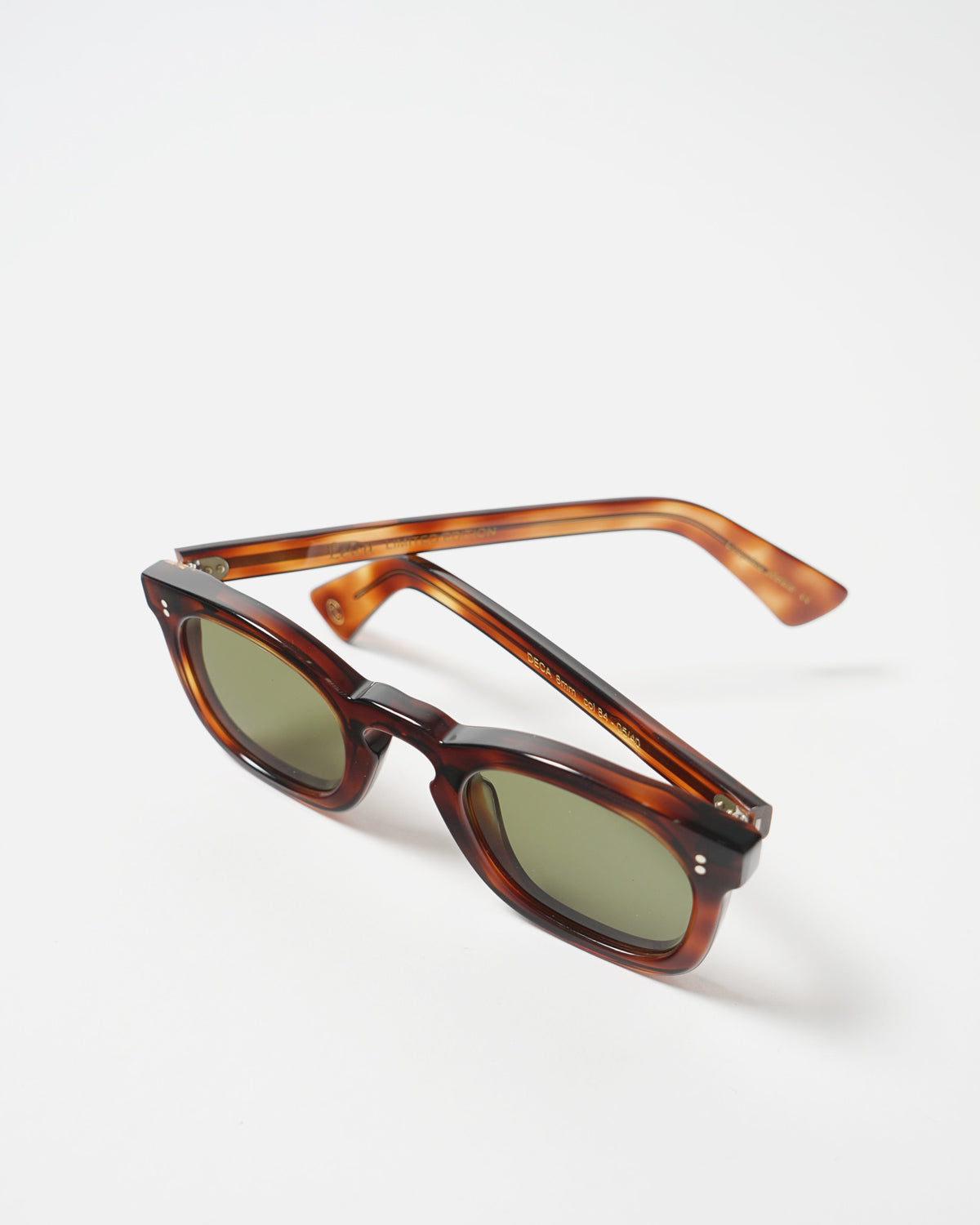 DECA - Tortoise Shell