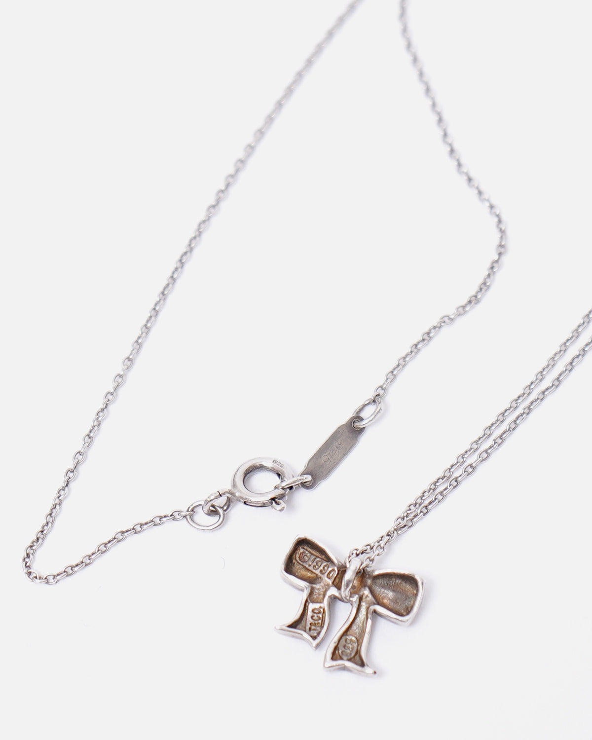 Silver Ribbon Necklace