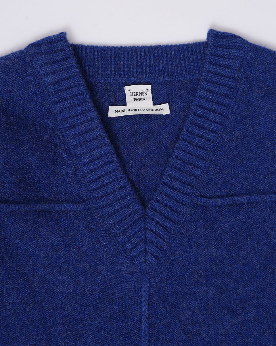 V-Neck Cashmere Sweater – Front General Store