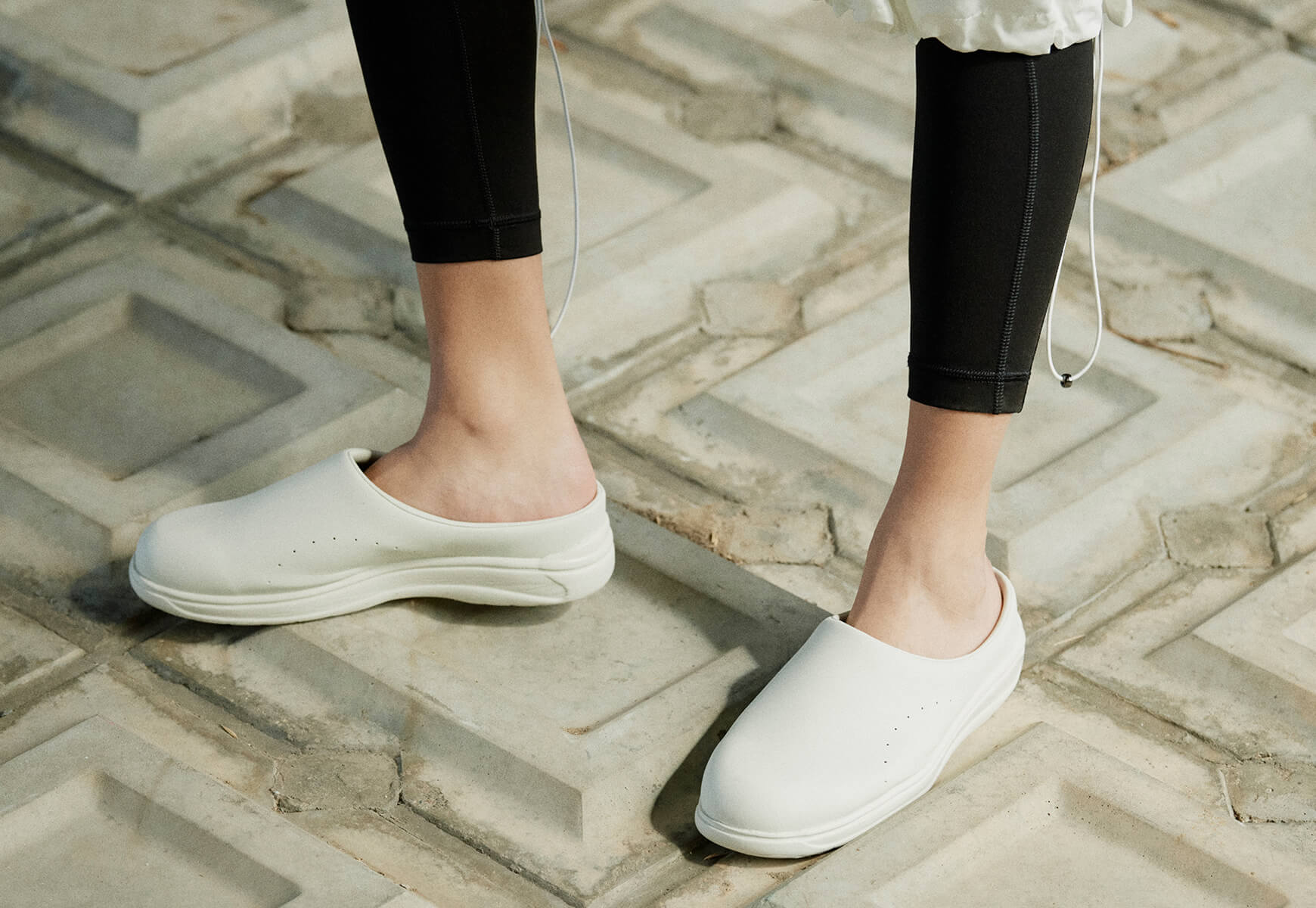 Moonstar - 810s ET004 Caf Shoes / Off White