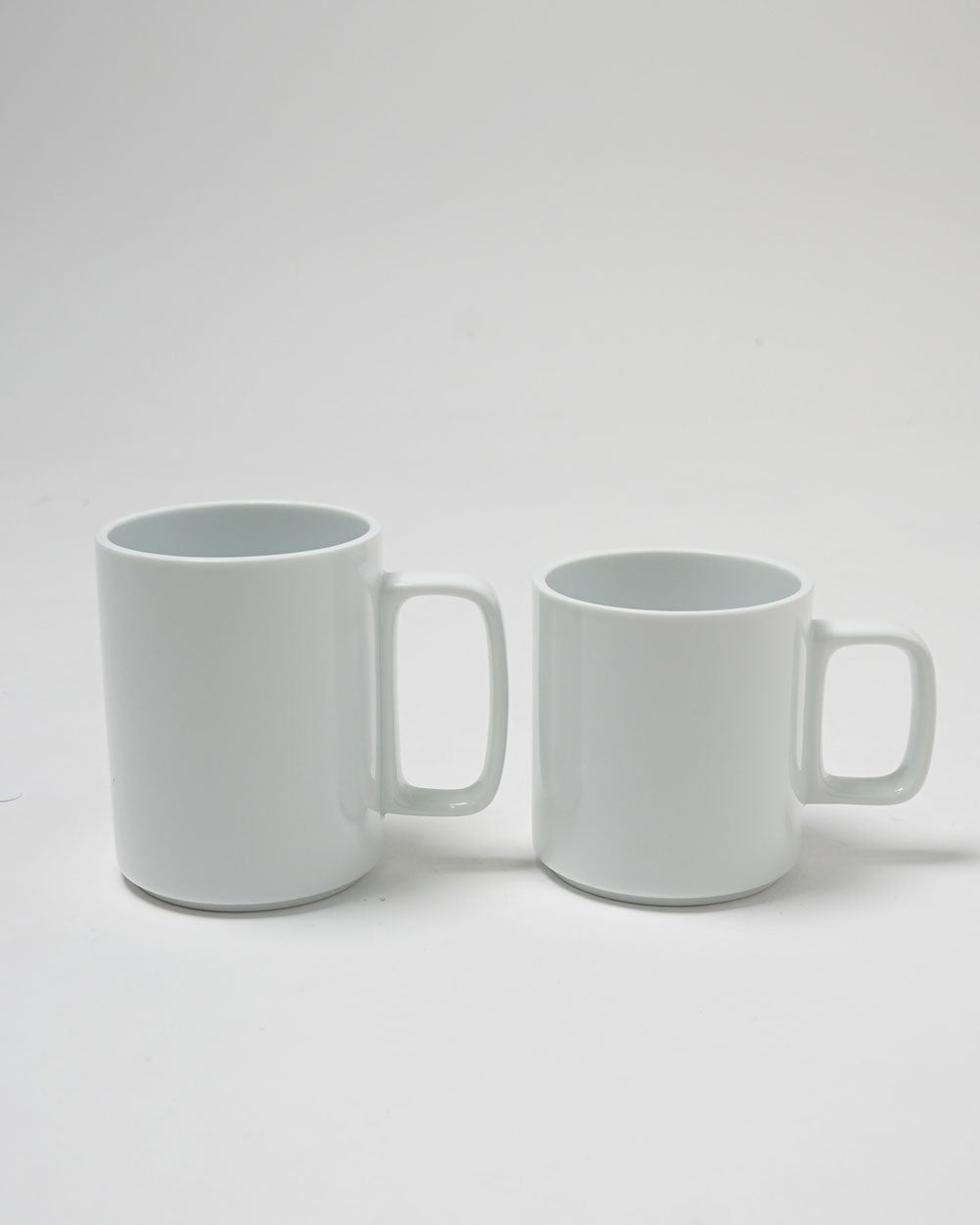 Hasami Porcelain - Mug / White