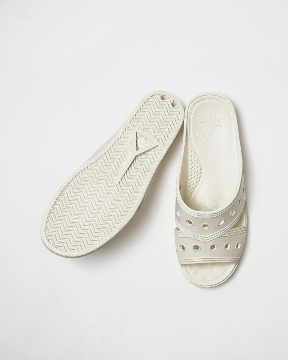 Bench-D PVC Bensan Sandal / White – Front General Store