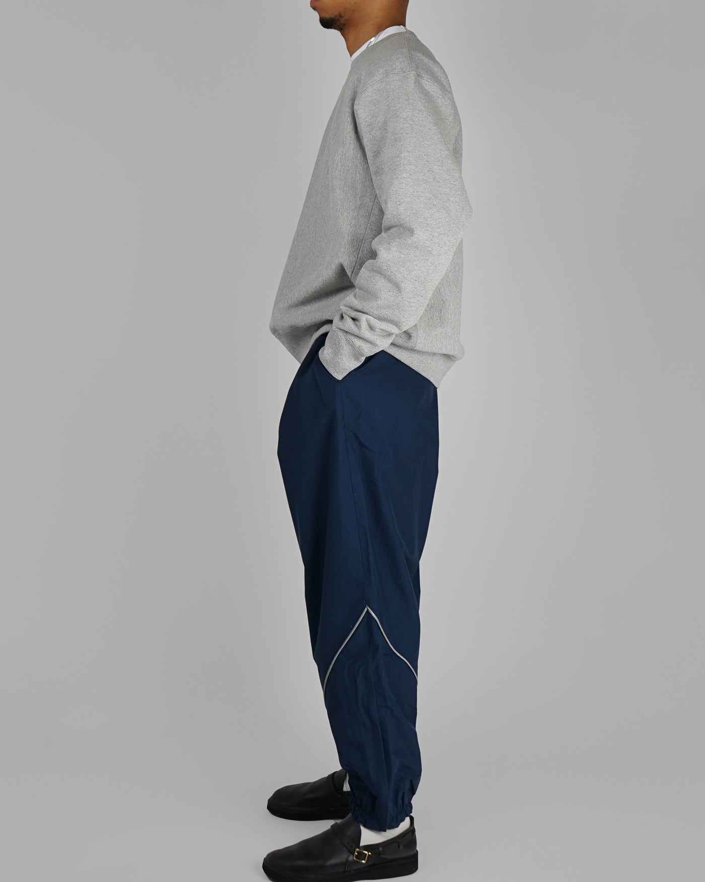 Men's Middle English Black