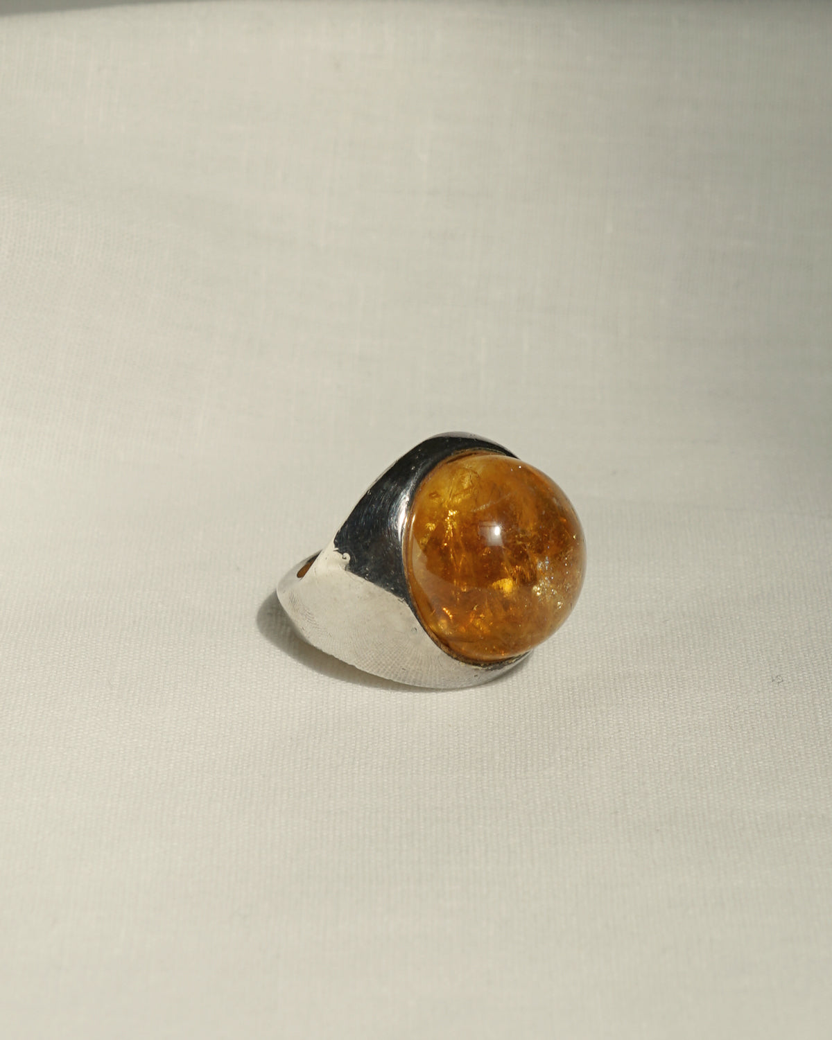 Silver Ring w/ Amber / size: 8