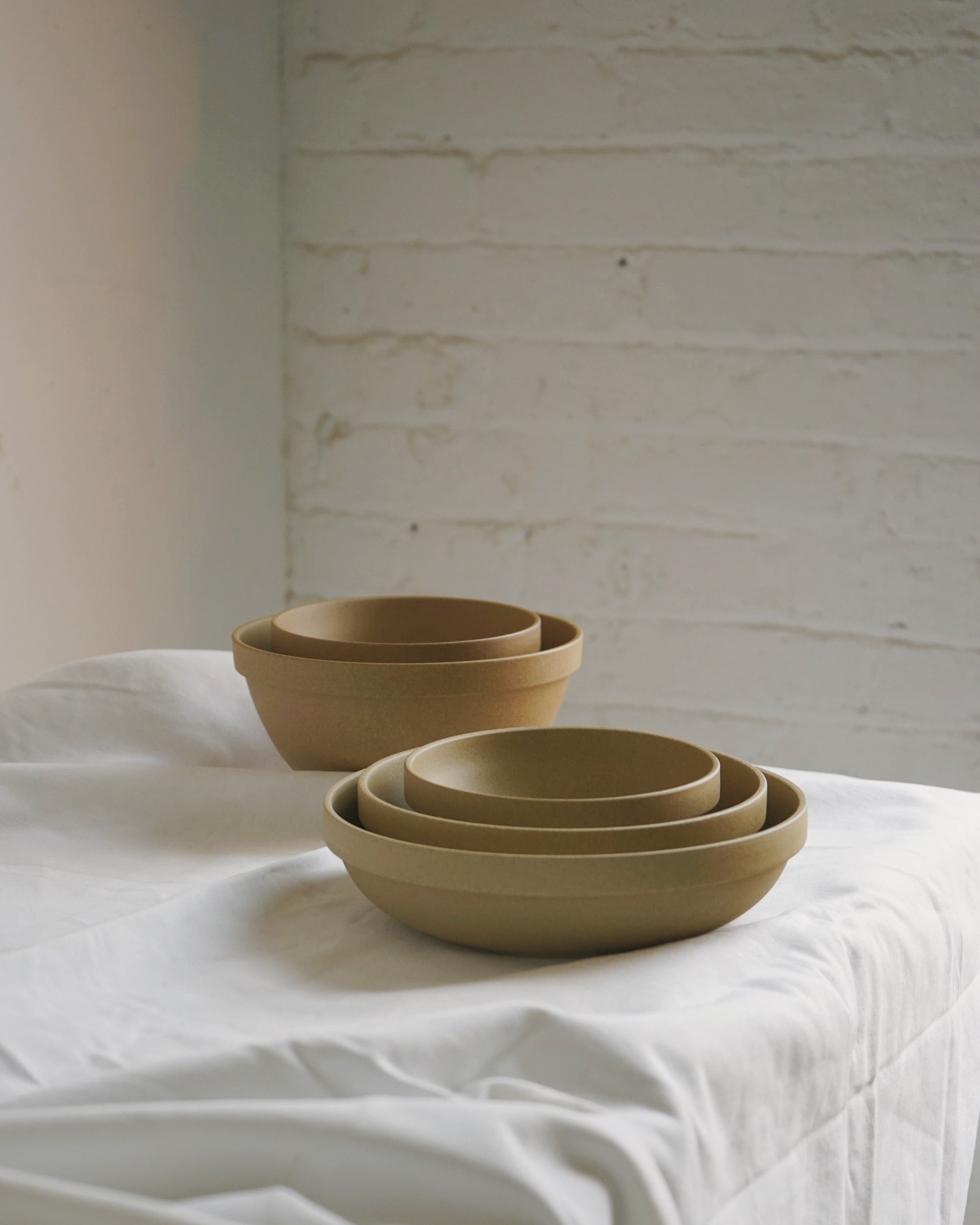 Hasami Porcelain - Round Bowl