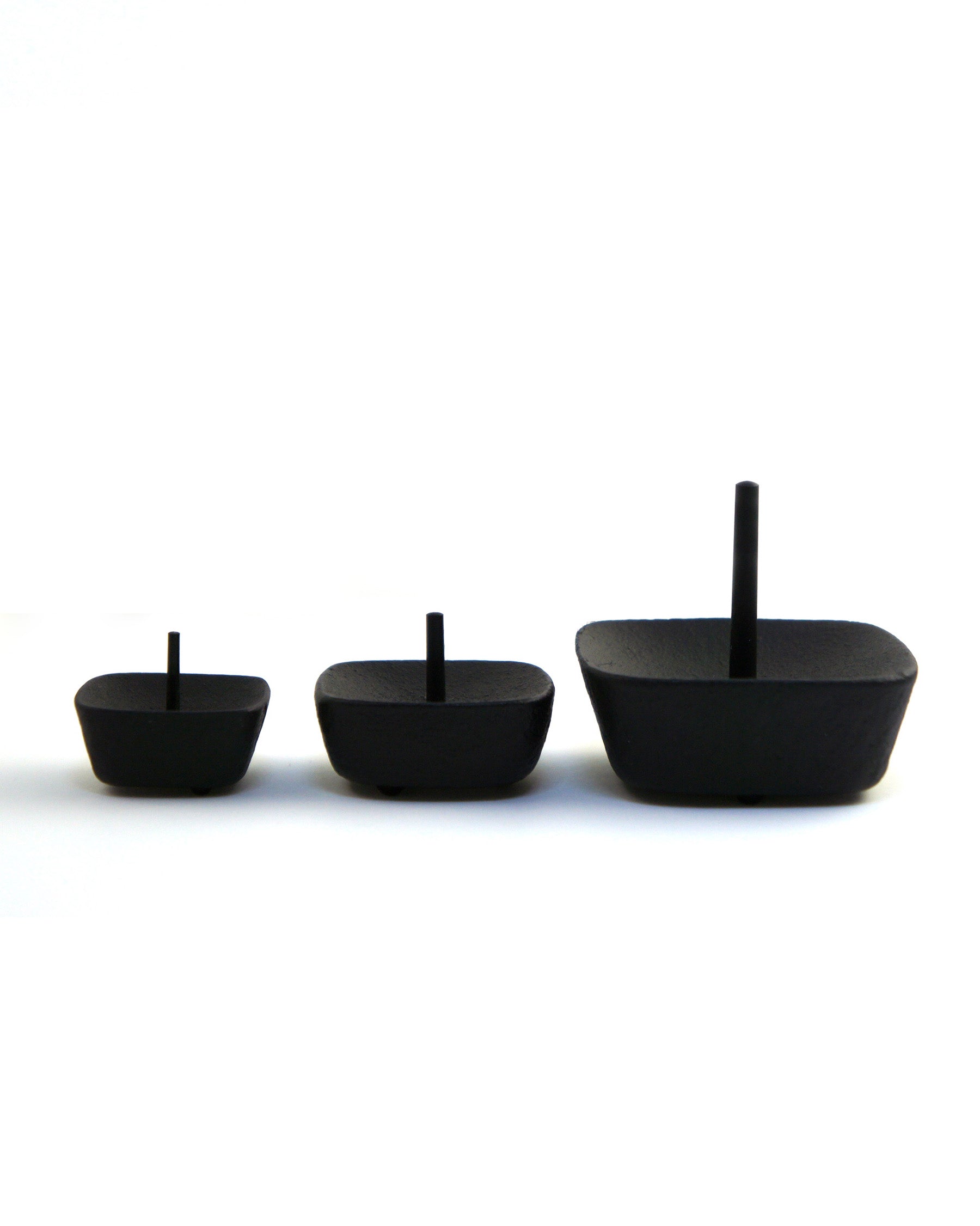 Koma Candle Stand