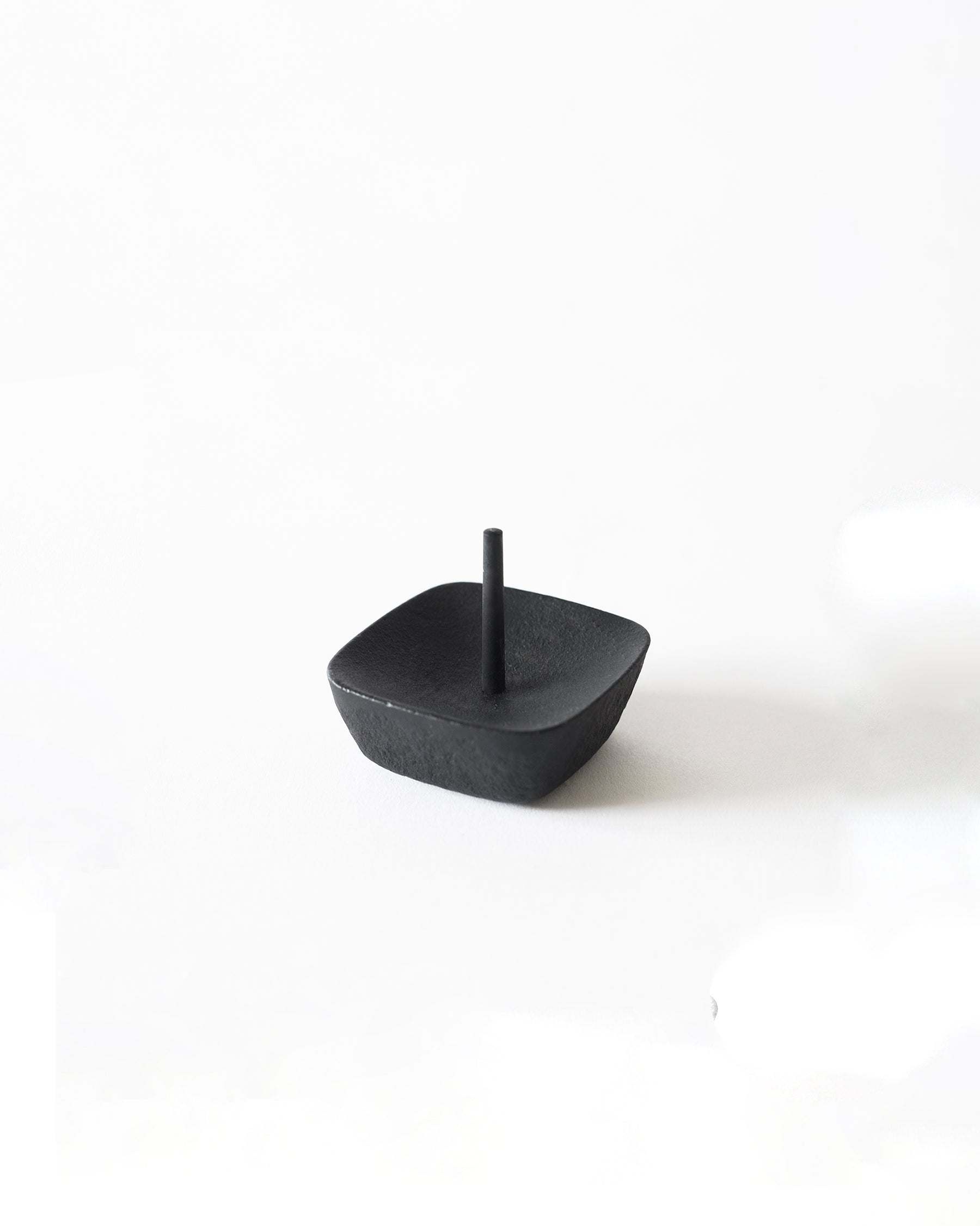 Koma Candle Stand