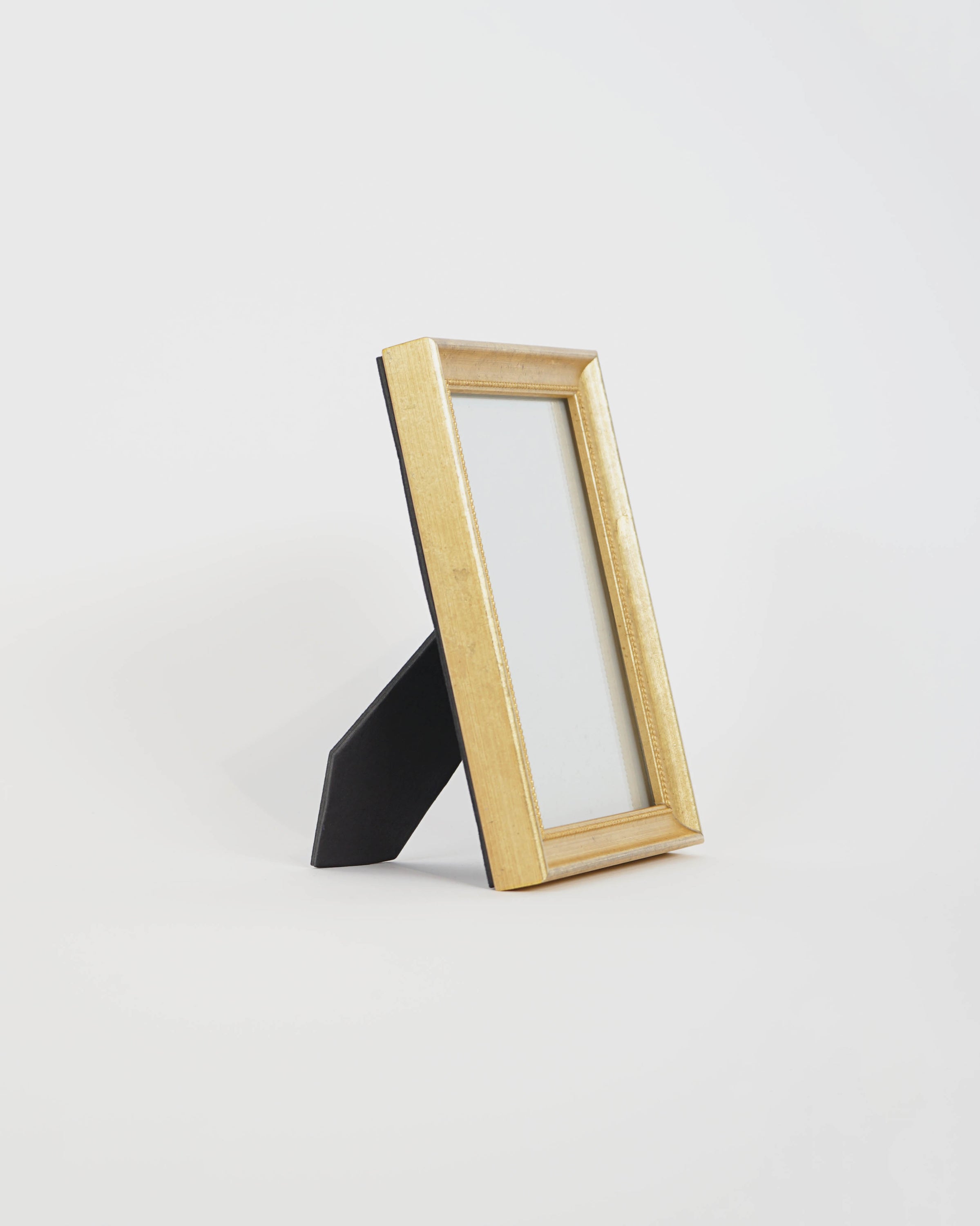 Picture Frame / Gold