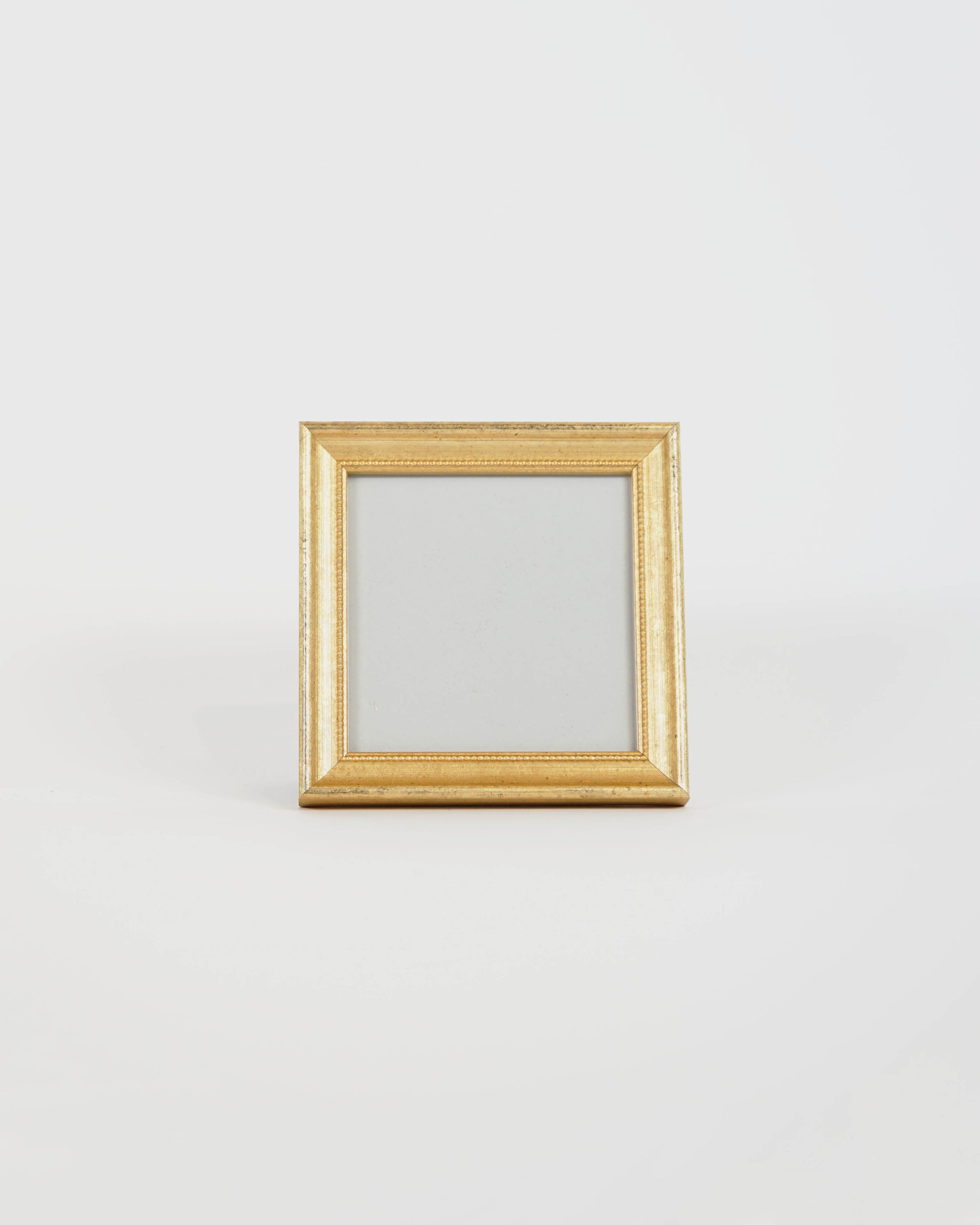 Picture Frame / Gold