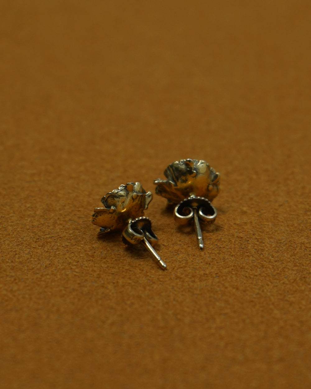 14k Gold Flower Earrings w/ Turquoise
