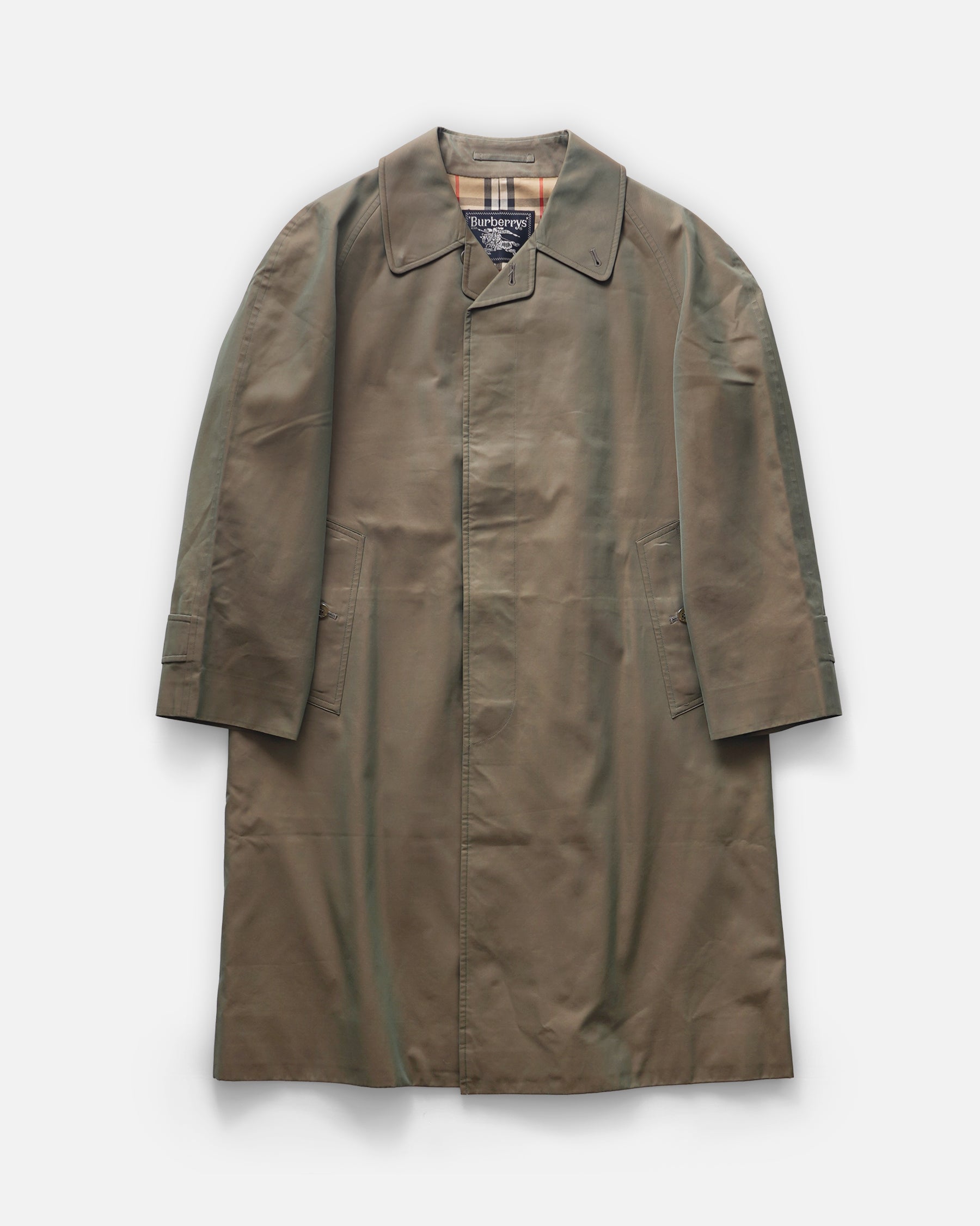 Burberry – Front General Store