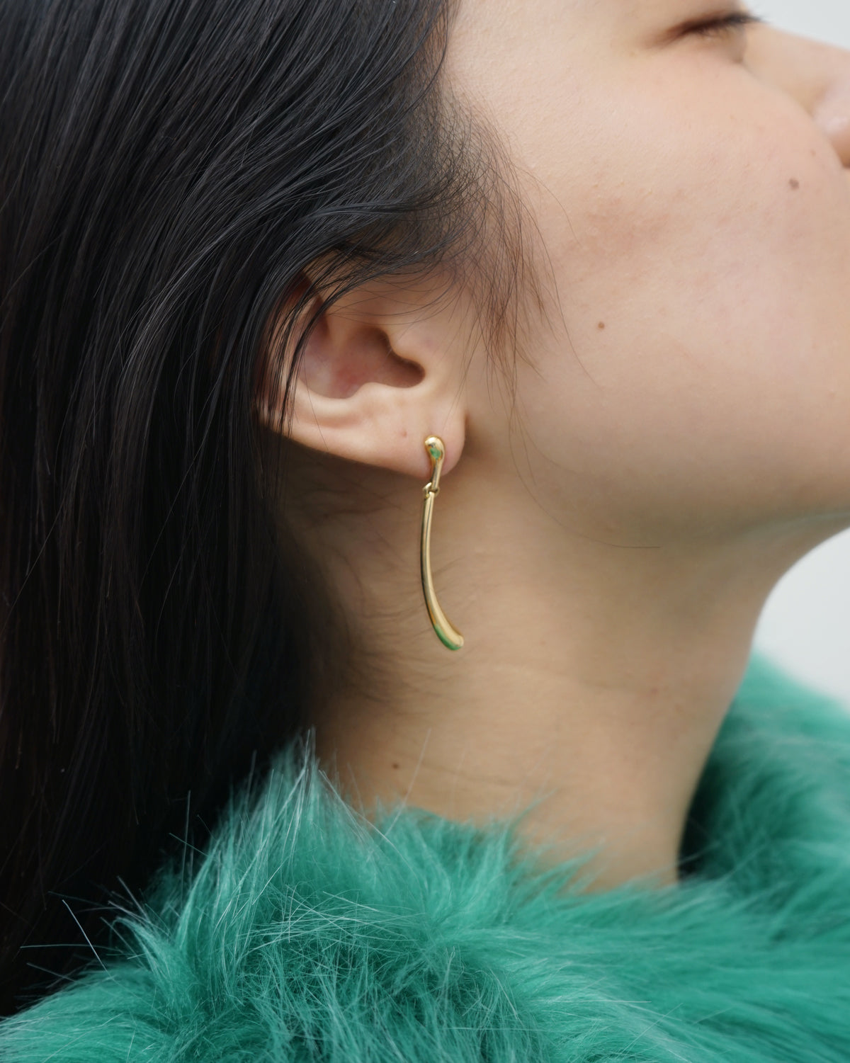 18k Gold Elsa Peretti Elongated Teardrop Dangle Earrings