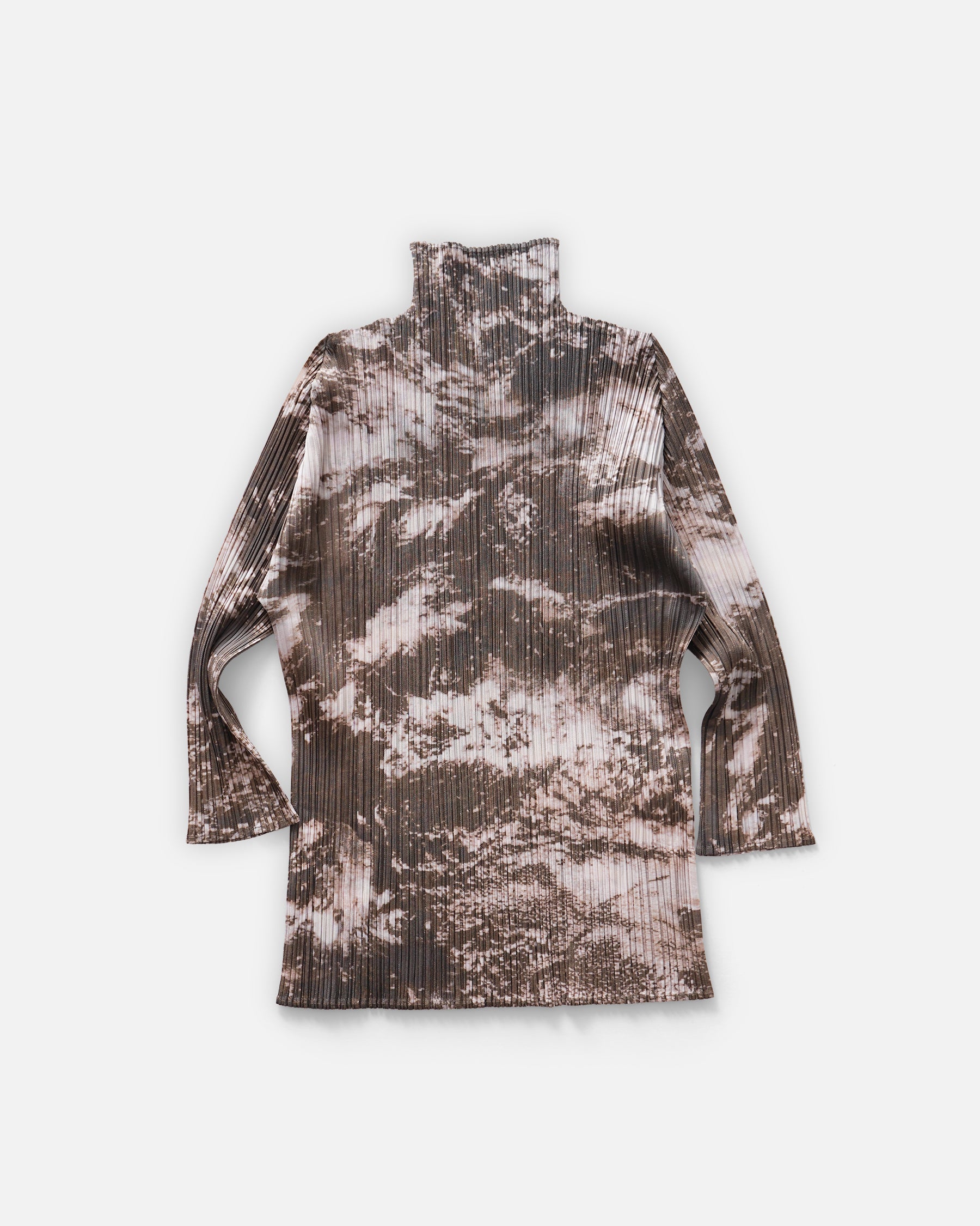 Issey Miyake – Tagged 