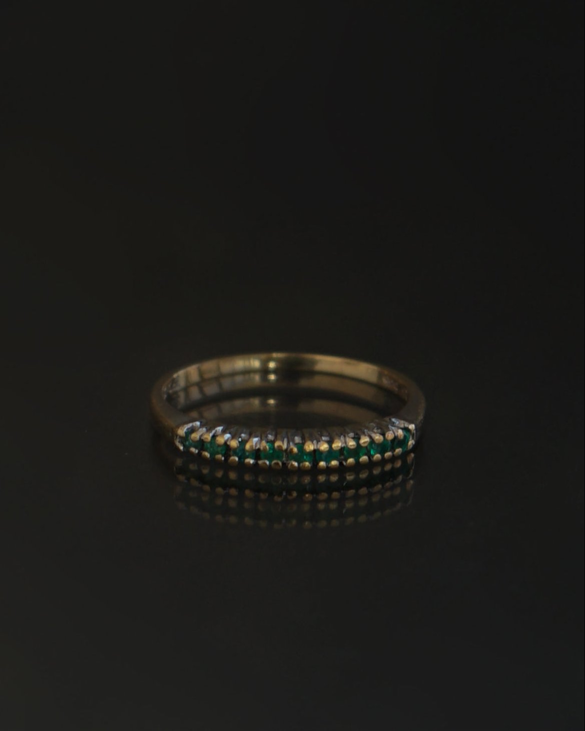 14k Gold Ring w/ Emerald