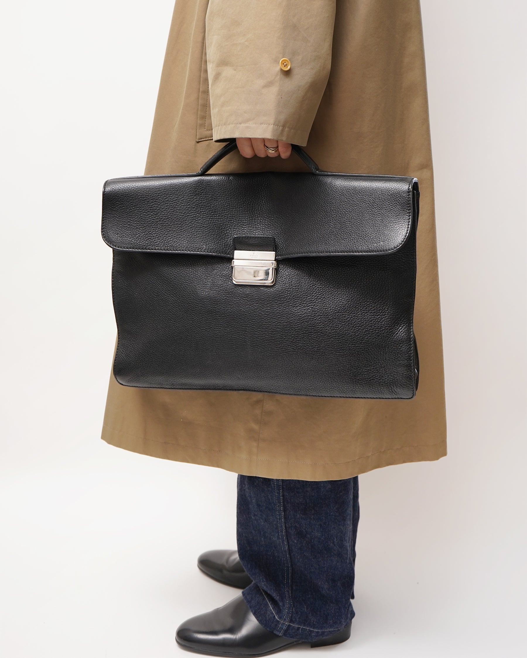 GUCCIブラック レザービジネスバッグ GUCCI Leather Brief Bag Made in Italy – Front General Store
