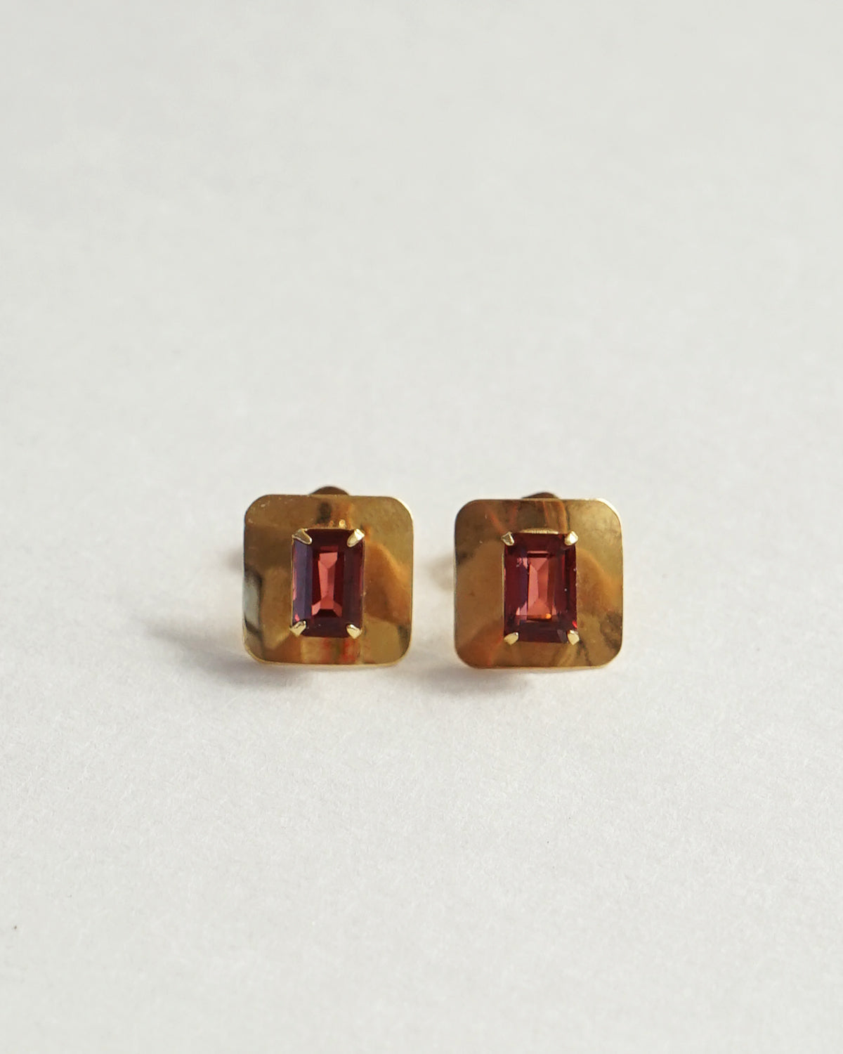14k Gold x Garnet Earrings