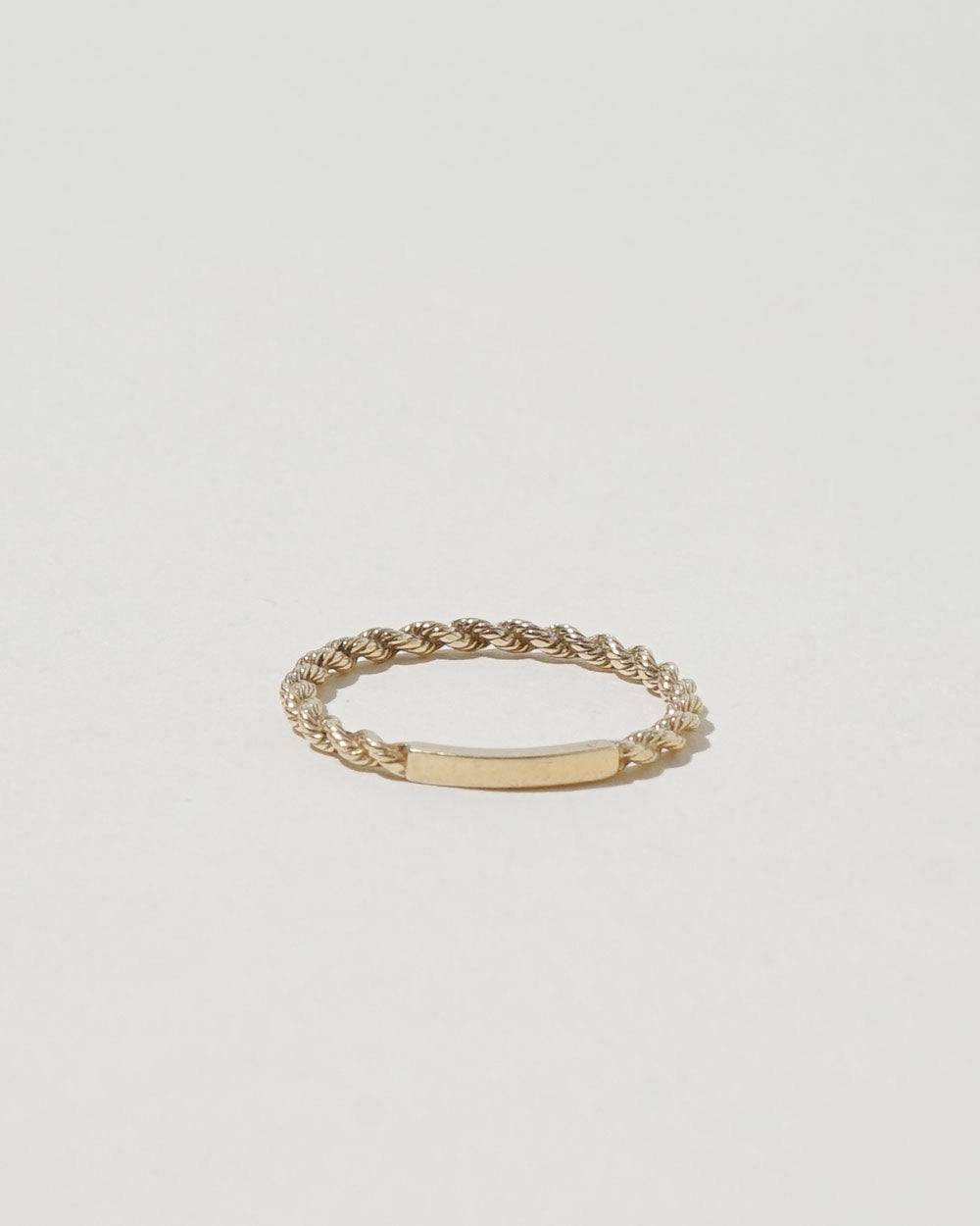 14k Gold Ring / size: 8