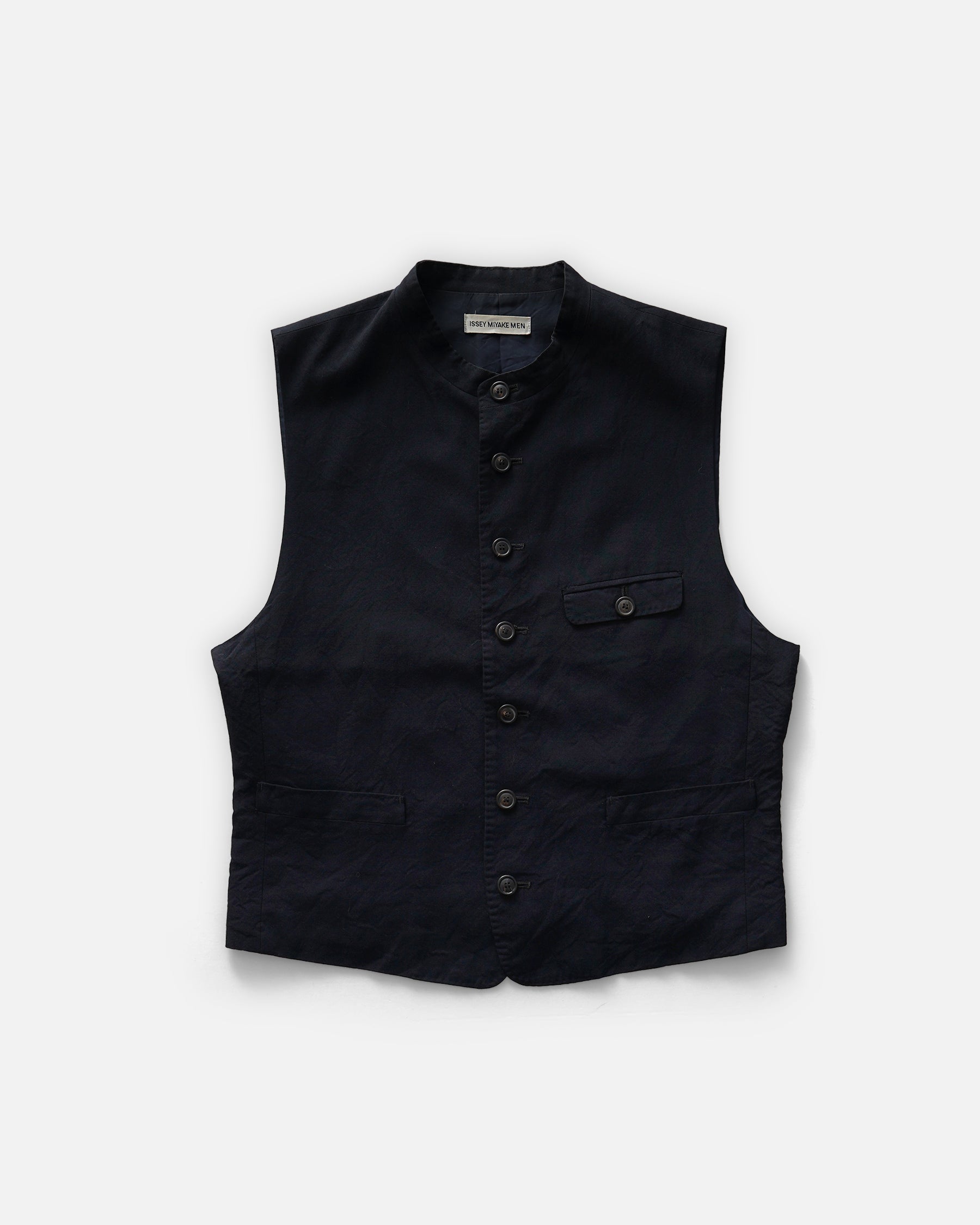 Issey Miyake – Front General Store