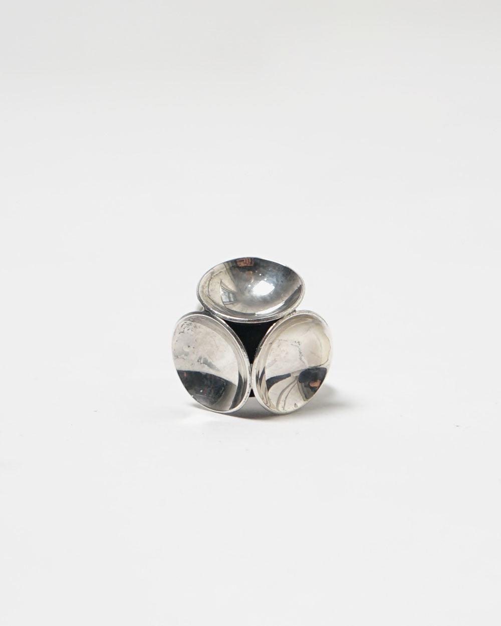 Silver Ring / size: 7.75