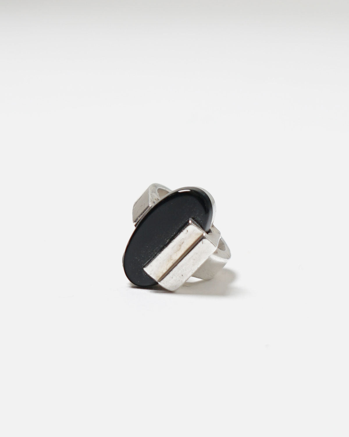Silver x Onyx Ring / size: 3