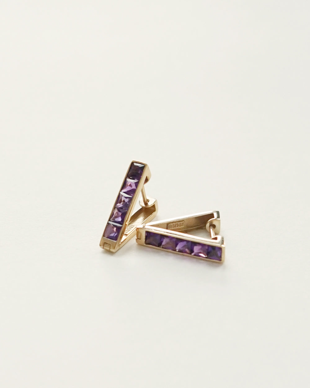 14k Gold x Amethyst Triangle Hoop Earrings