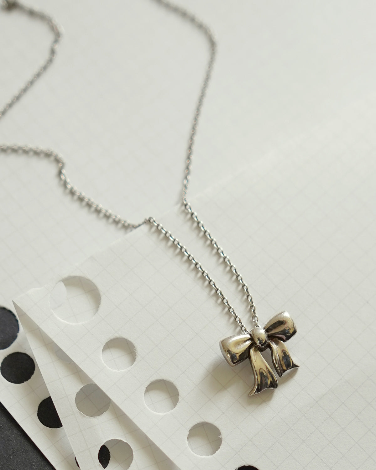 Silver Ribbon Necklace