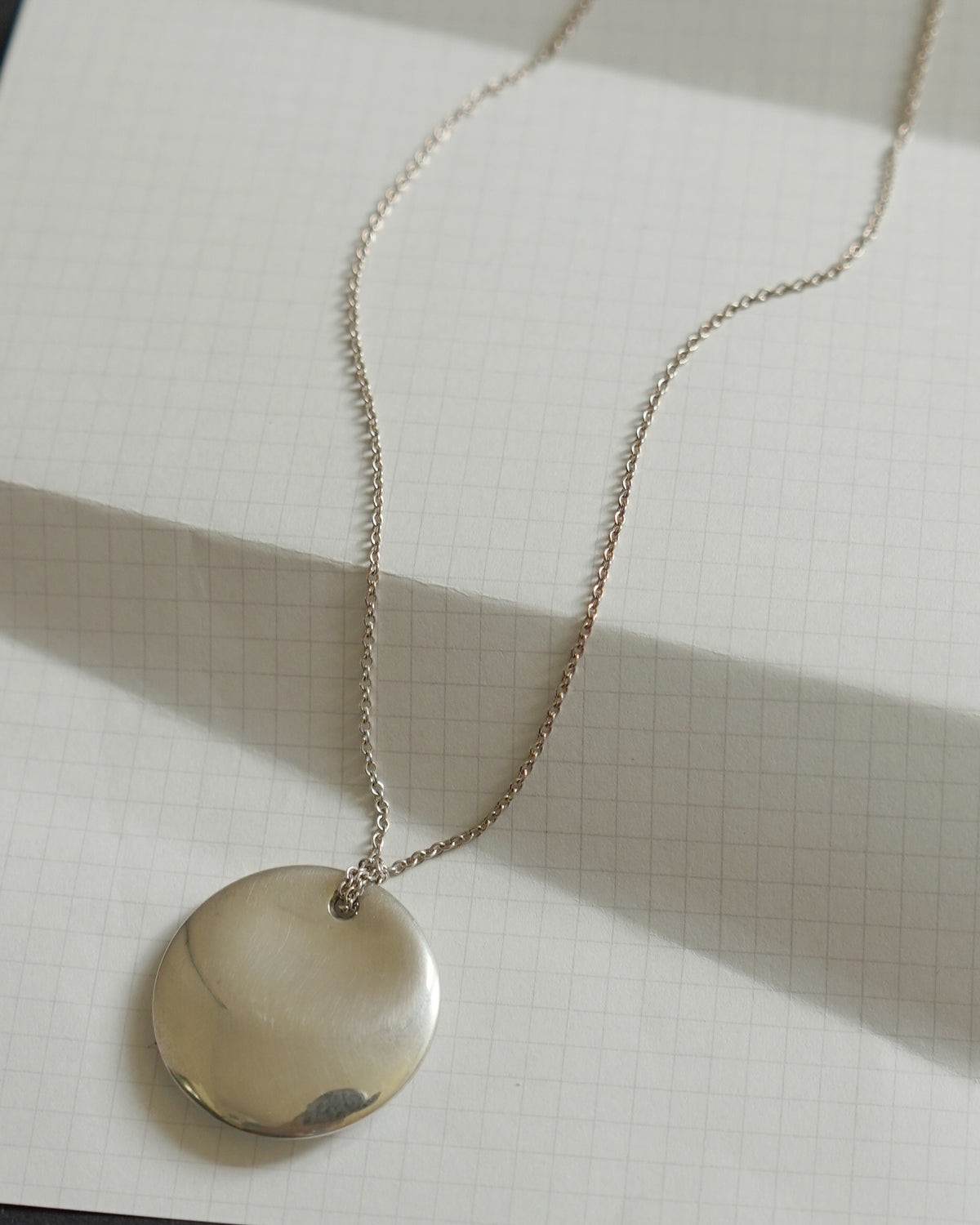 Silver Round Disc Necklace