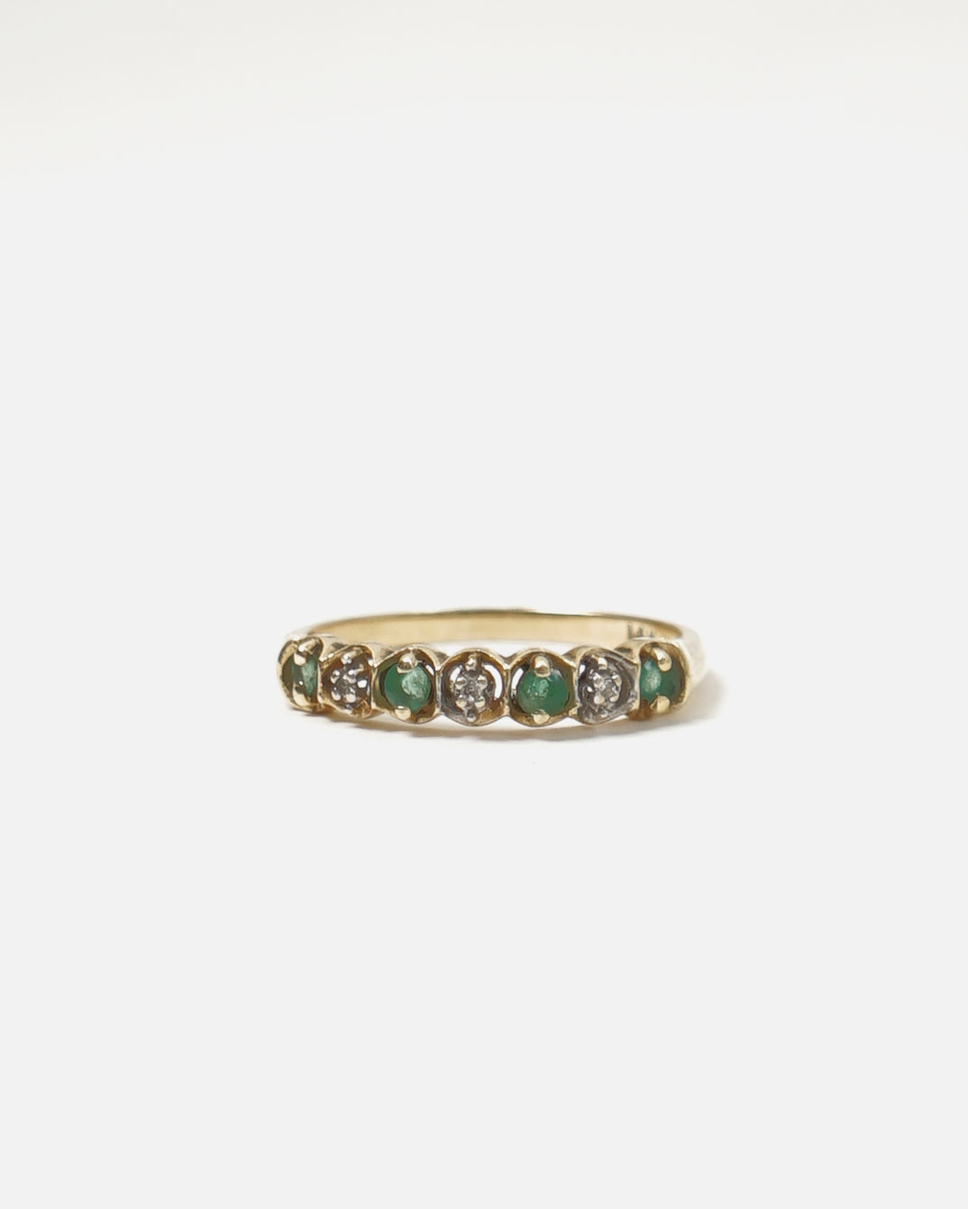 14k Gold Ring w/ Emerald & Diamond / size: 5.75