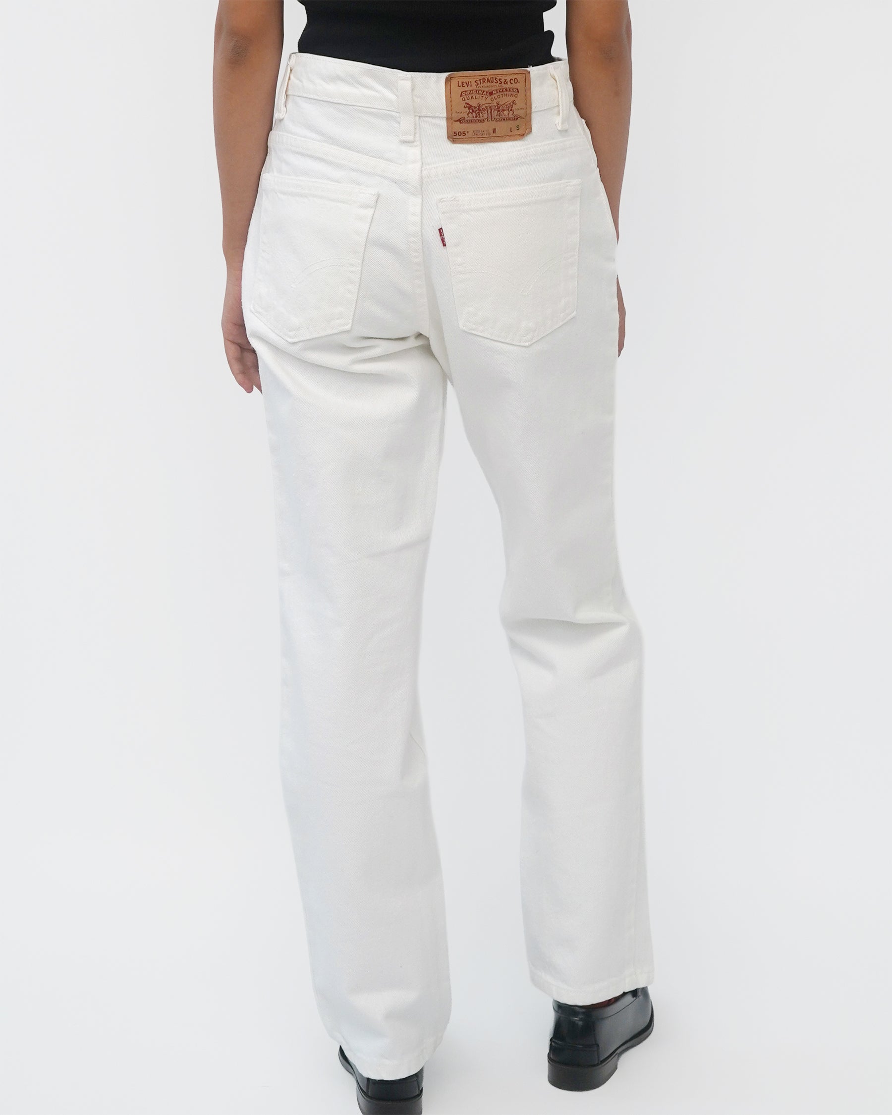 505 Tapered Fit White Denim Pants / size: 27 – Front General Store