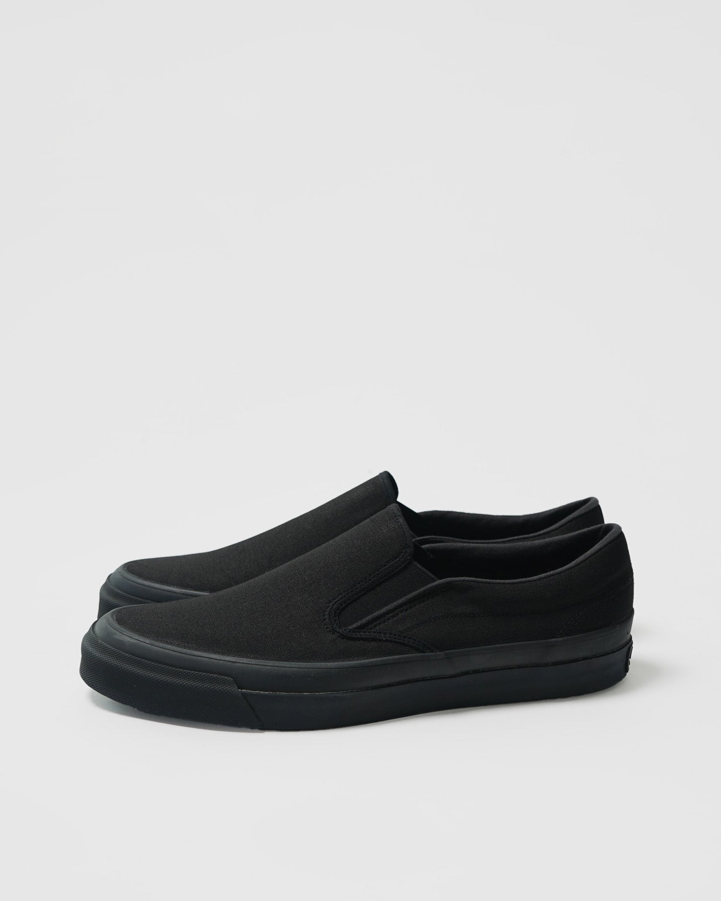 Deck Slip-on Shoes / Black – Front General Store