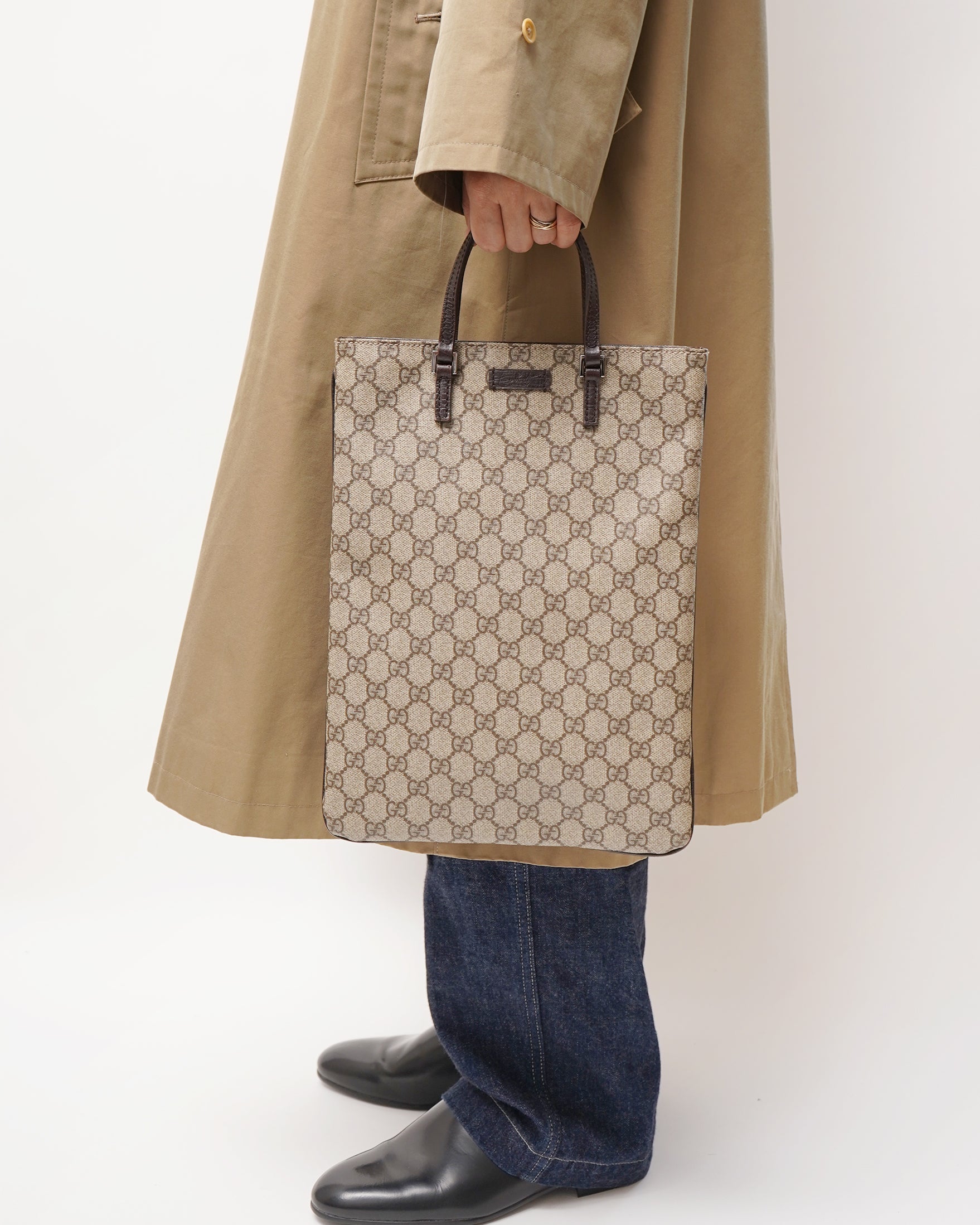 GUCCI GG プラストートバッグ PVC シ エリーライン イタリア製 GUCCI GG PVC Handbag Made in Italy – Front General Store