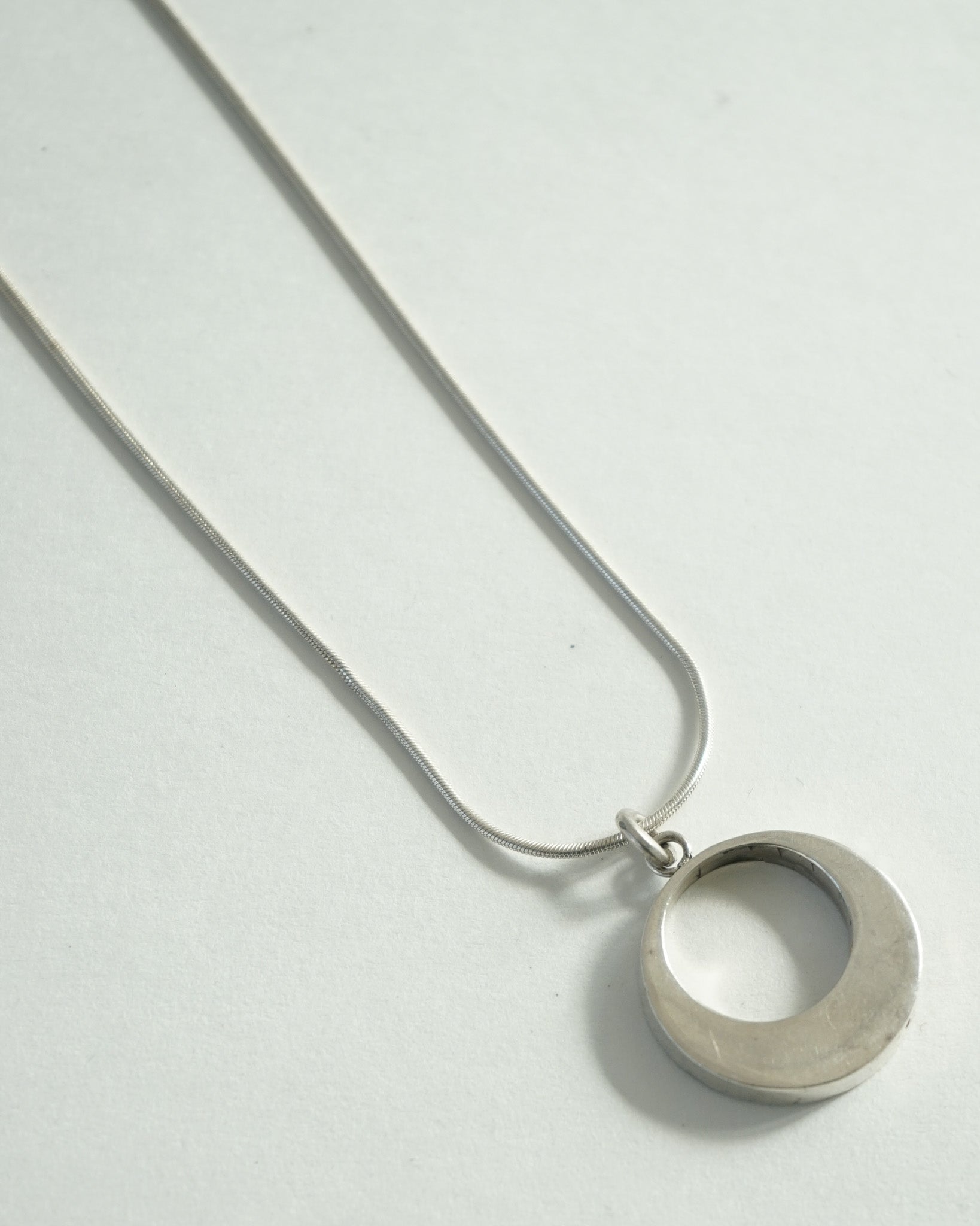 Silver Chain Necklace w/ Circle Charm