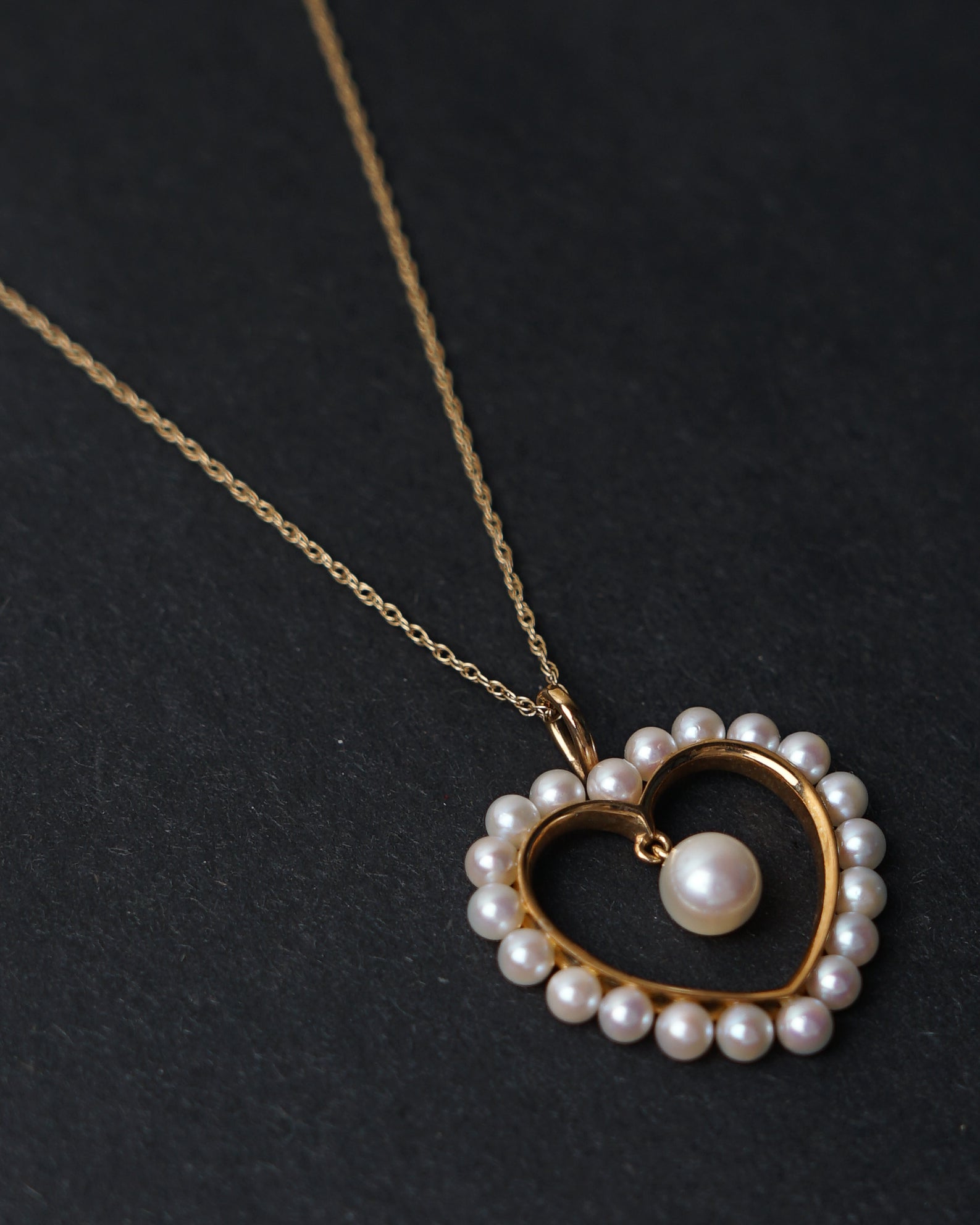 14k Gold Necklace w/ Cultured Pearl Heart Charm