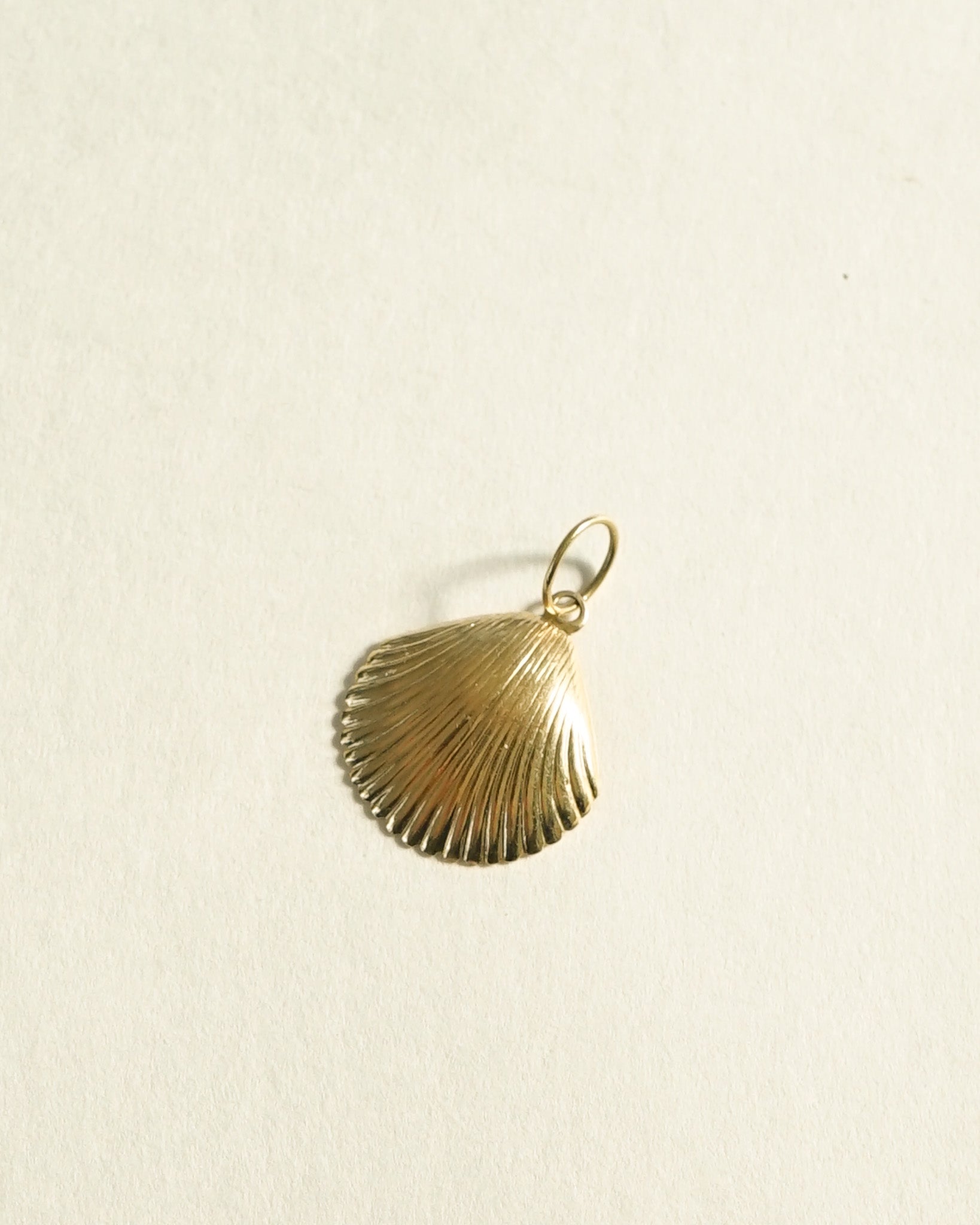 14k Gold Shell Charm