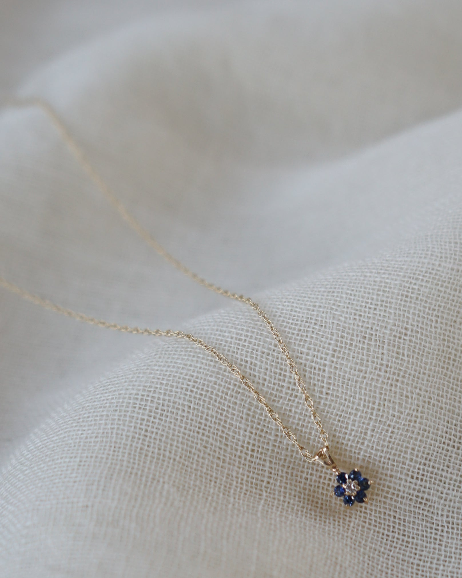 14k Gold Necklace w/ Sapphire x Diamond Flower Charm