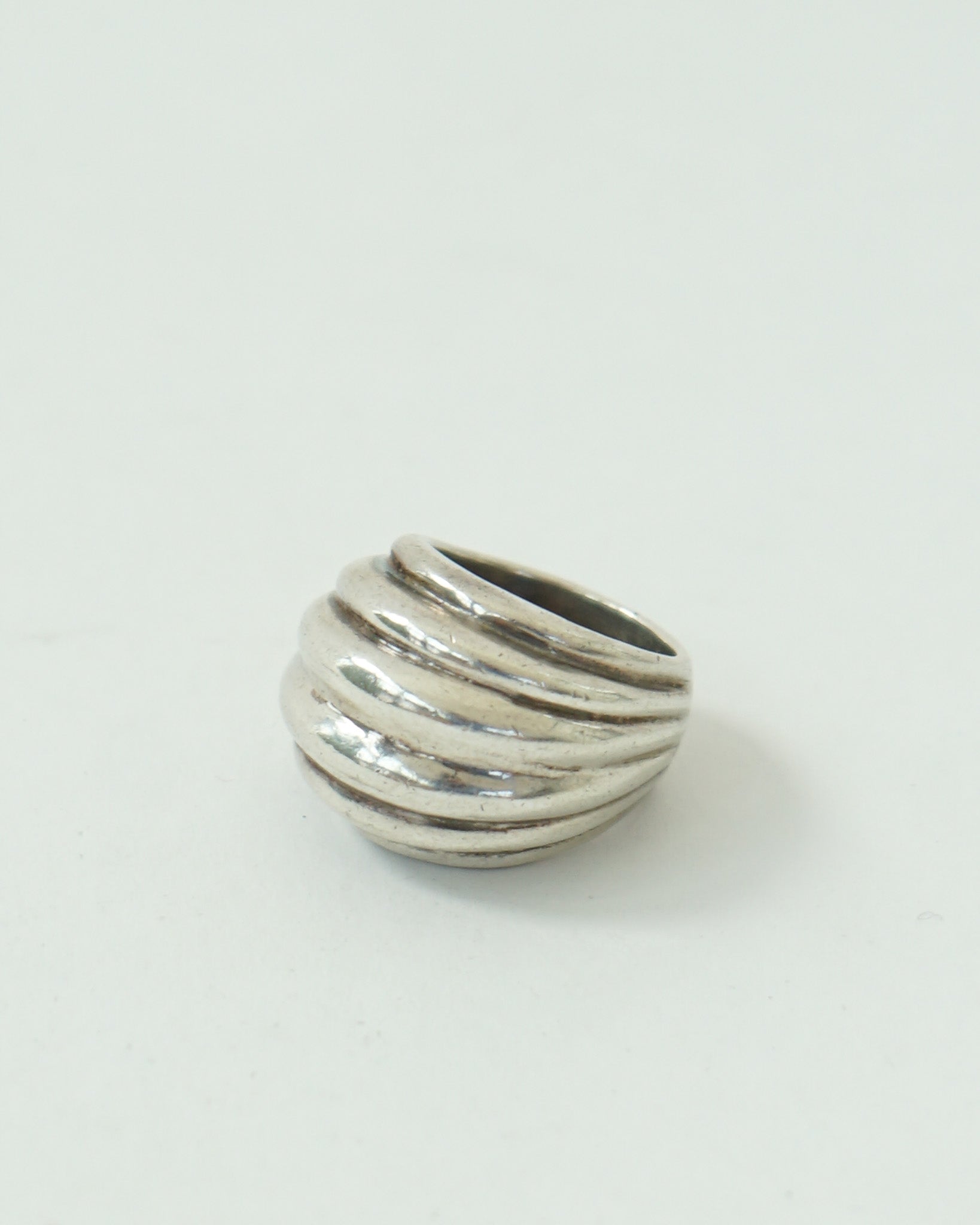 Silver Ring / size: 7