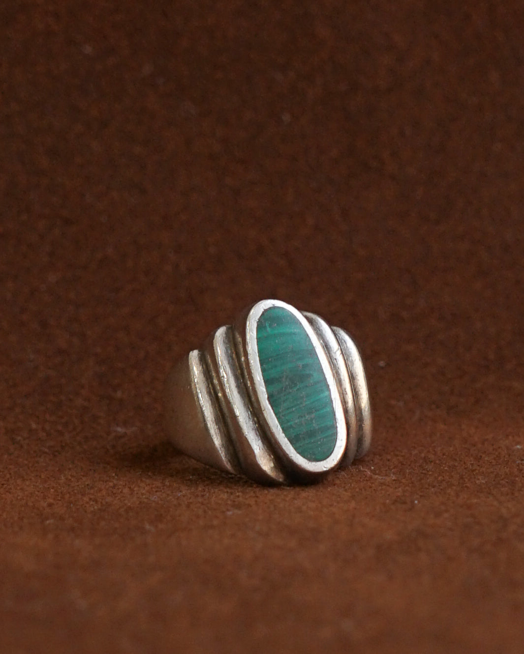 Silver Ring w/ Malachite